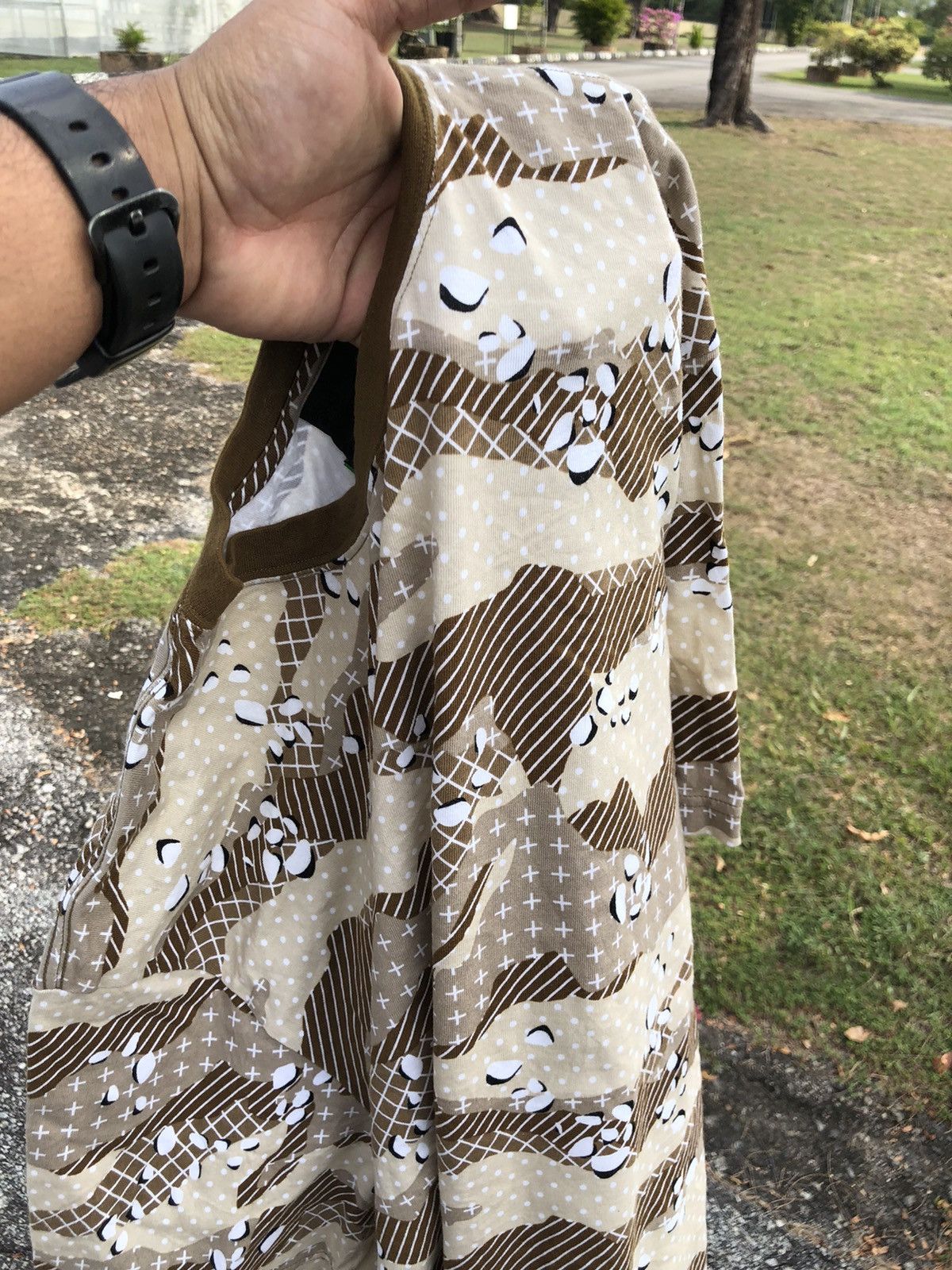 Japanese Brand Vintage SwaggerJapanese Street Camo Printed Tshirt Size US XL / EU 56 / 4 - 13 Thumbnail