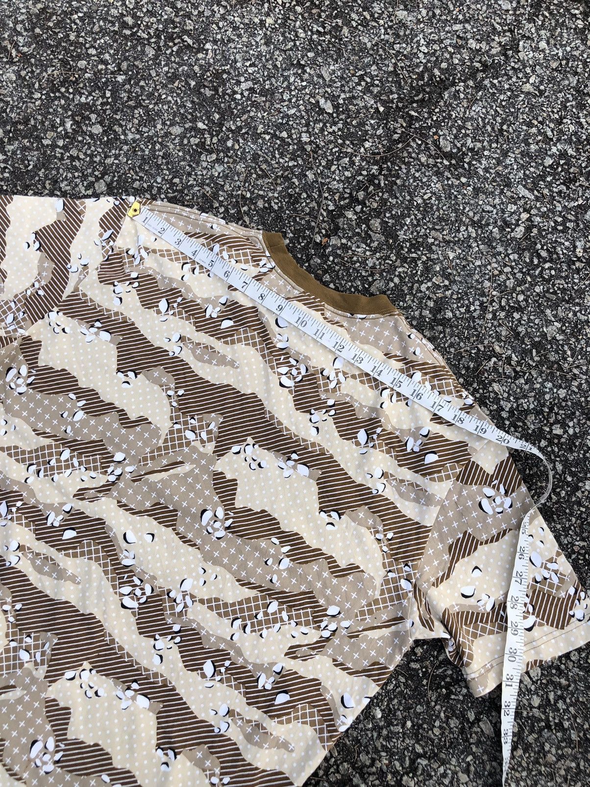 Japanese Brand Vintage SwaggerJapanese Street Camo Printed Tshirt Size US XL / EU 56 / 4 - 16 Thumbnail