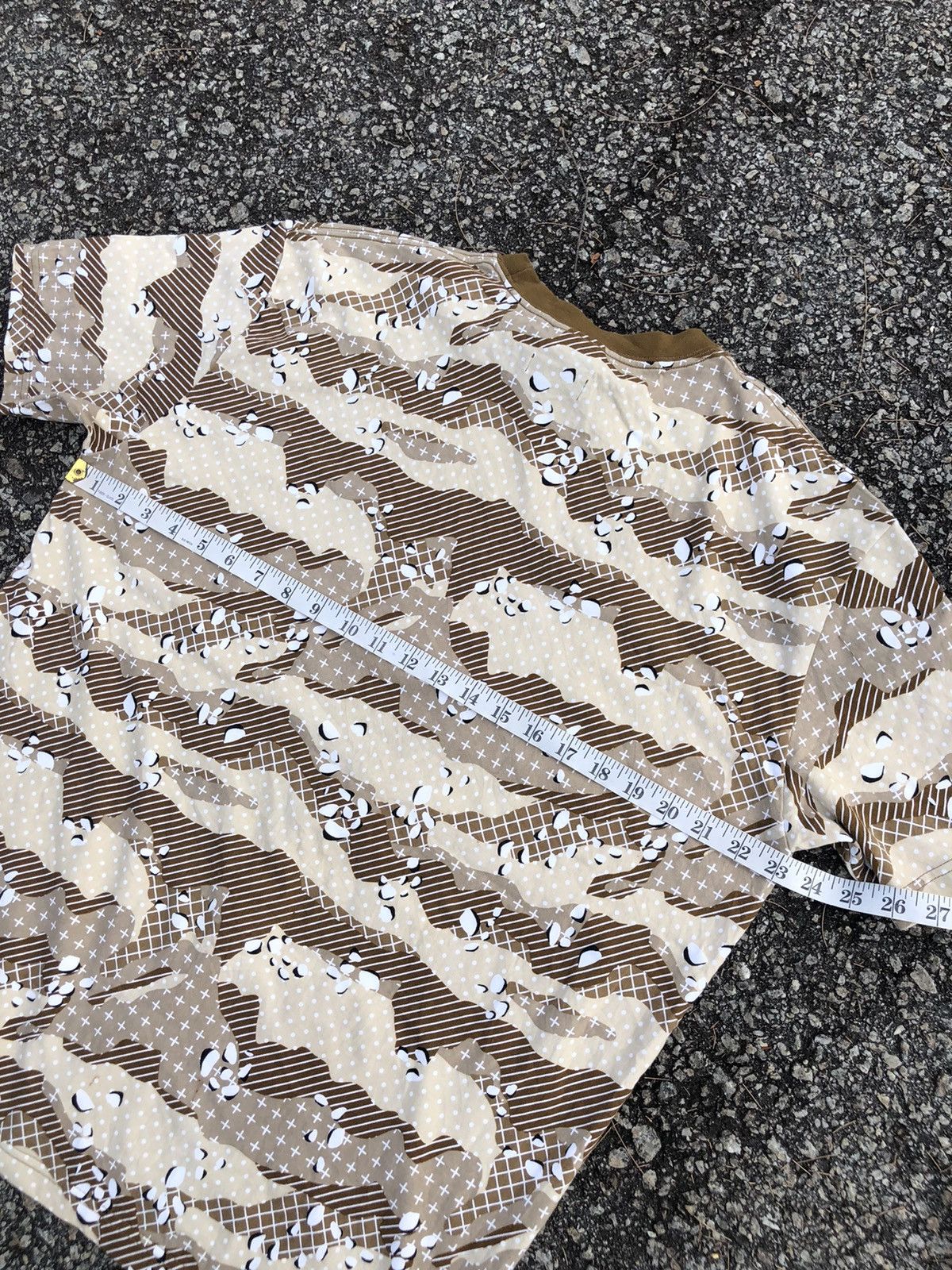 Japanese Brand Vintage SwaggerJapanese Street Camo Printed Tshirt Size US XL / EU 56 / 4 - 15 Thumbnail