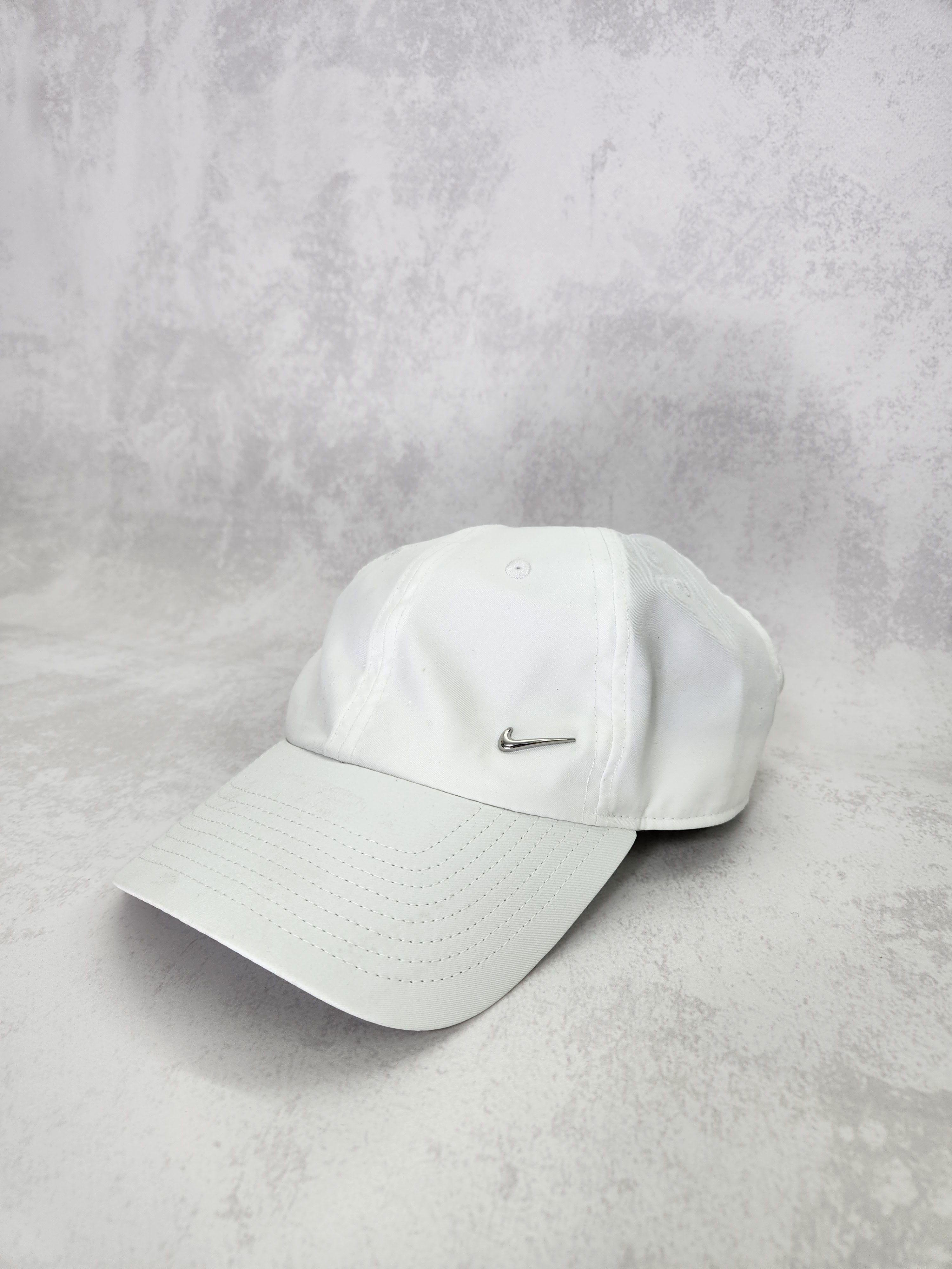 Nike Nike y2k metal logo white cap Size ONE SIZE - 1 Thumbnail