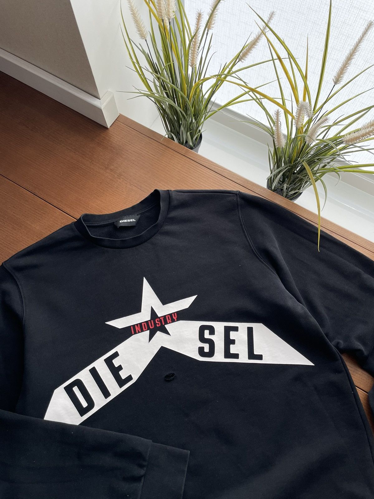 Diesel Vintage Y2K Diesel Industry Big Logo Avant Garde Sweatshirt Size US XL / EU 56 / 4 - 6 Thumbnail