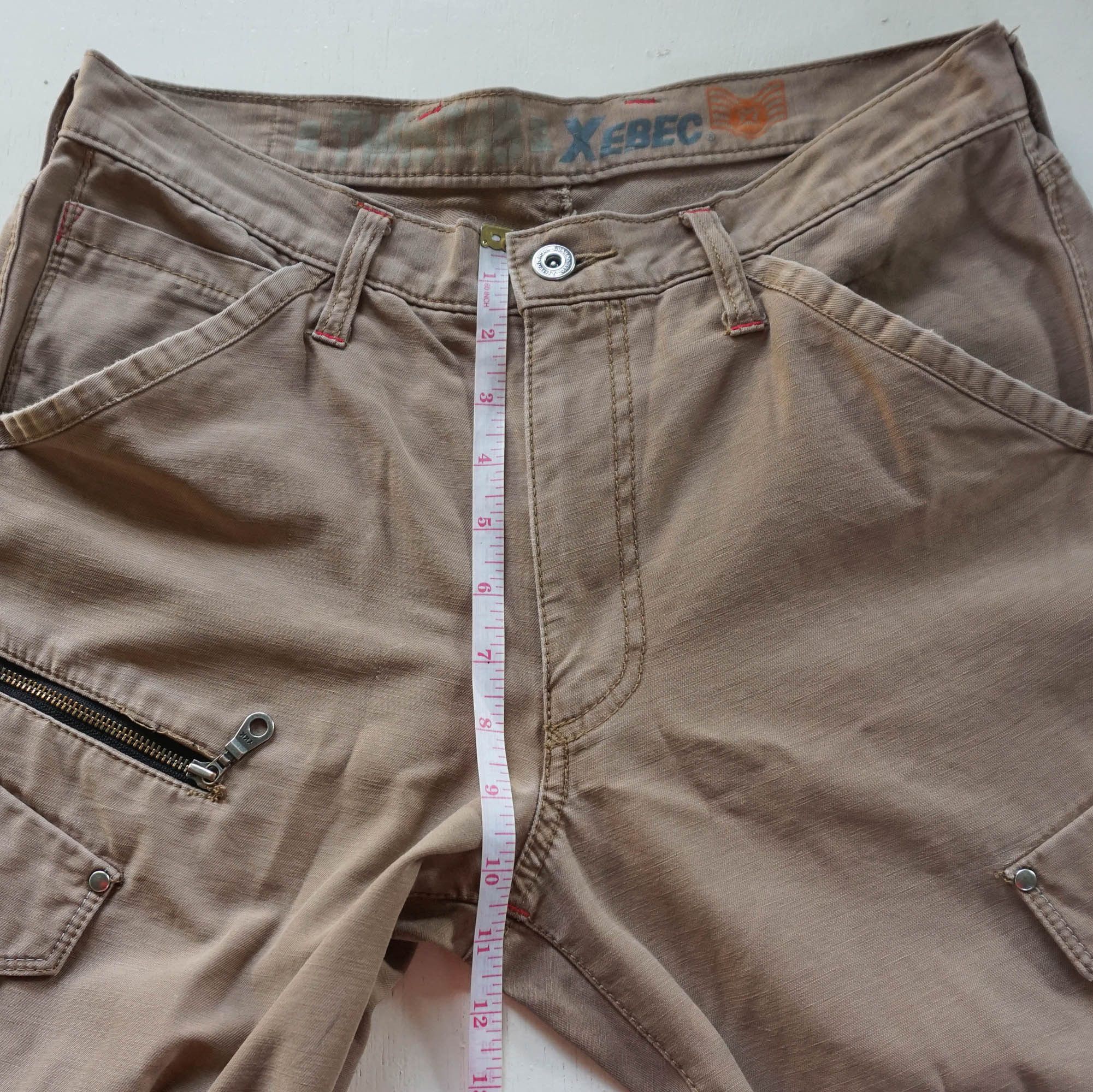 Japanese Brand XEBEC Twist45 Multipockets Curved Legs Cargo Pants Size US 31 - 15 Thumbnail