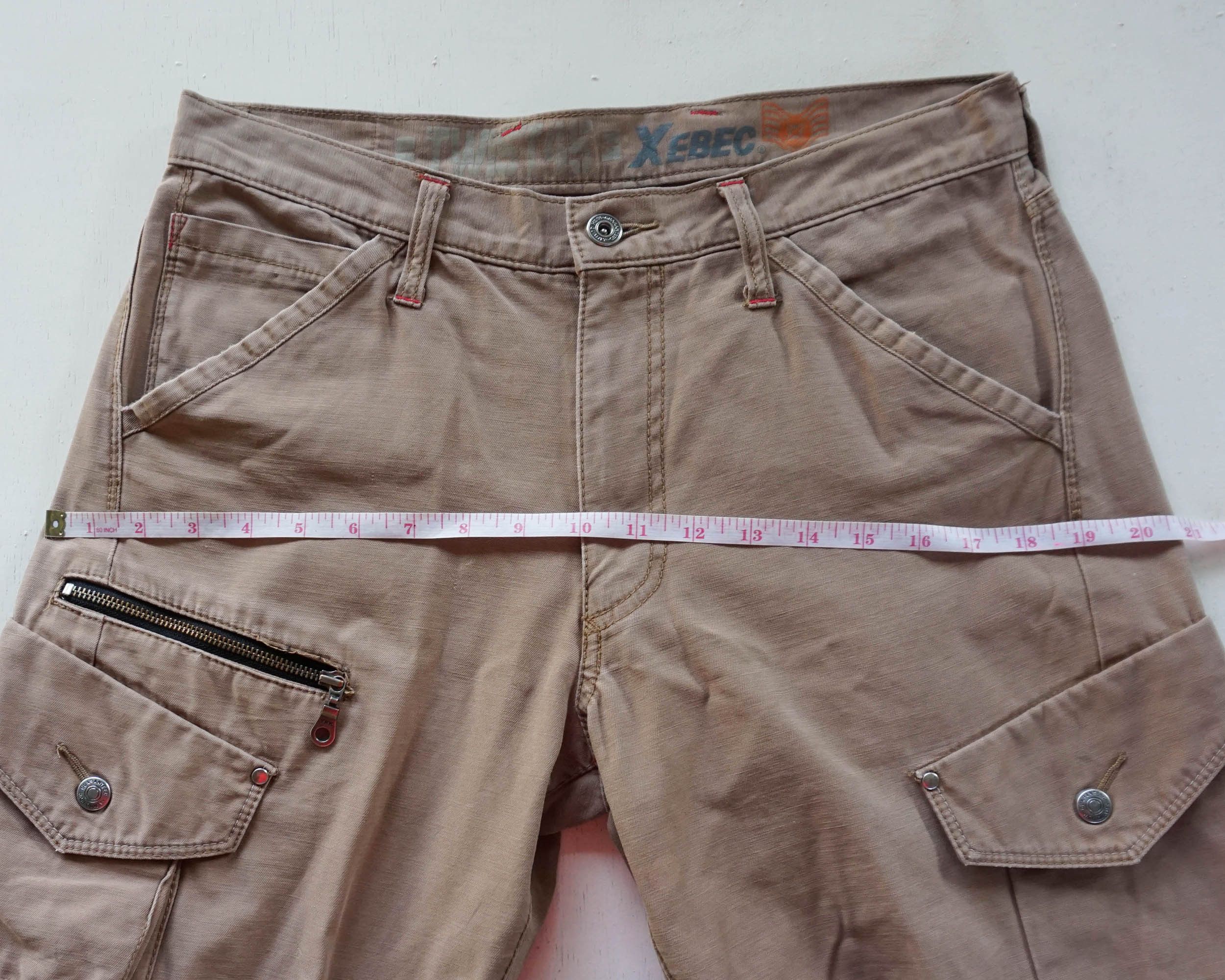 Japanese Brand XEBEC Twist45 Multipockets Curved Legs Cargo Pants Size US 31 - 13 Thumbnail