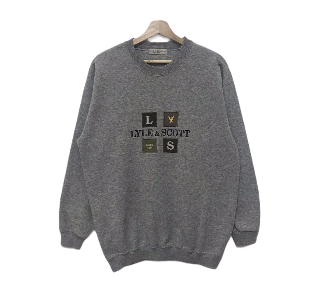Japanese Brand Vintage LYLE & SCOTT Sweatshirt Big Logo Crewneck Pullover Size US L / EU 52-54 / 3 - 1 Thumbnail
