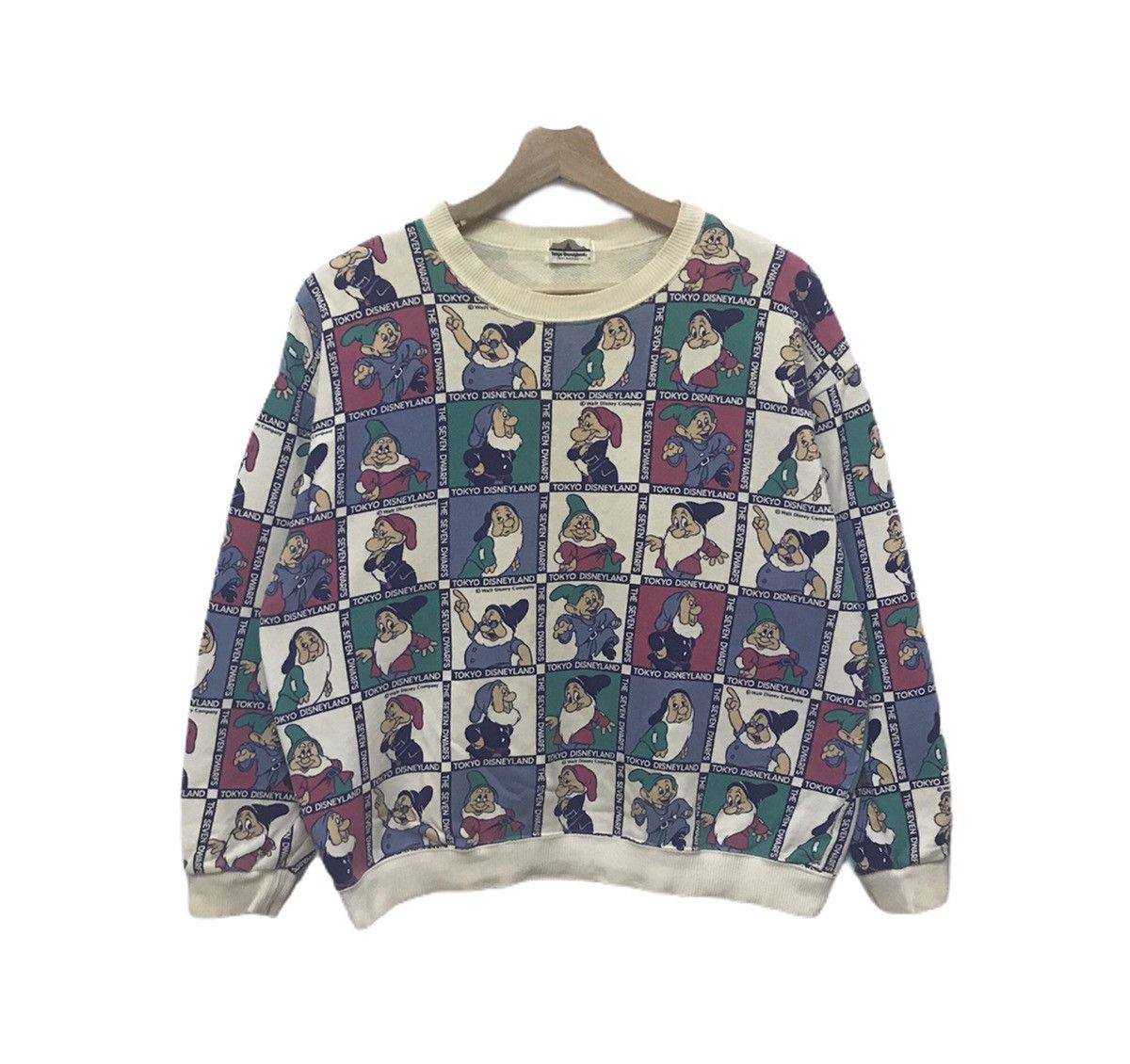 Cartoon Network × Disney Vintage Tokyo Disneyland Full Print The Seven Dwarfs Size US M / EU 48-50 / 2 - 1 Thumbnail