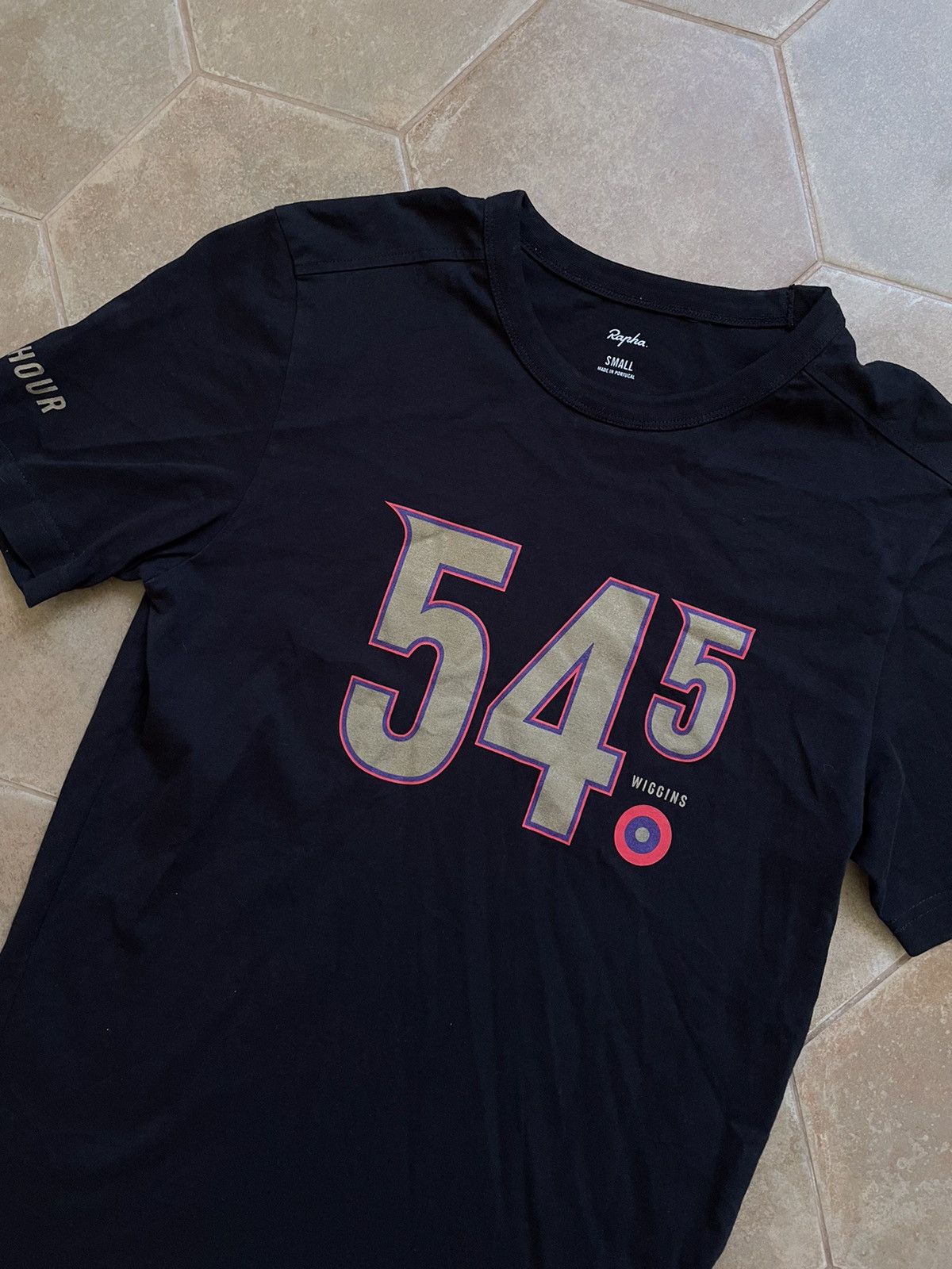 T-shirt de sport jaune Rapha en solde