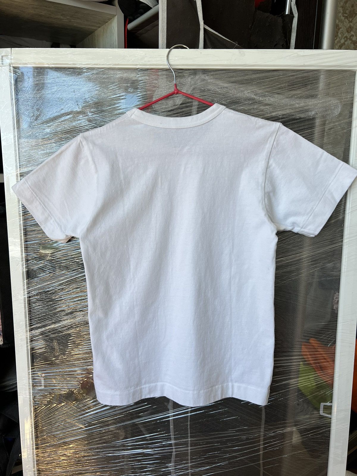 Comme des Garcons × Comme des Garcons PLAY × Japanese Brand Comme des Garçons PLAY Womens Gold Heart Logo Tee Size S / US 4 / IT 40 - 9 Thumbnail