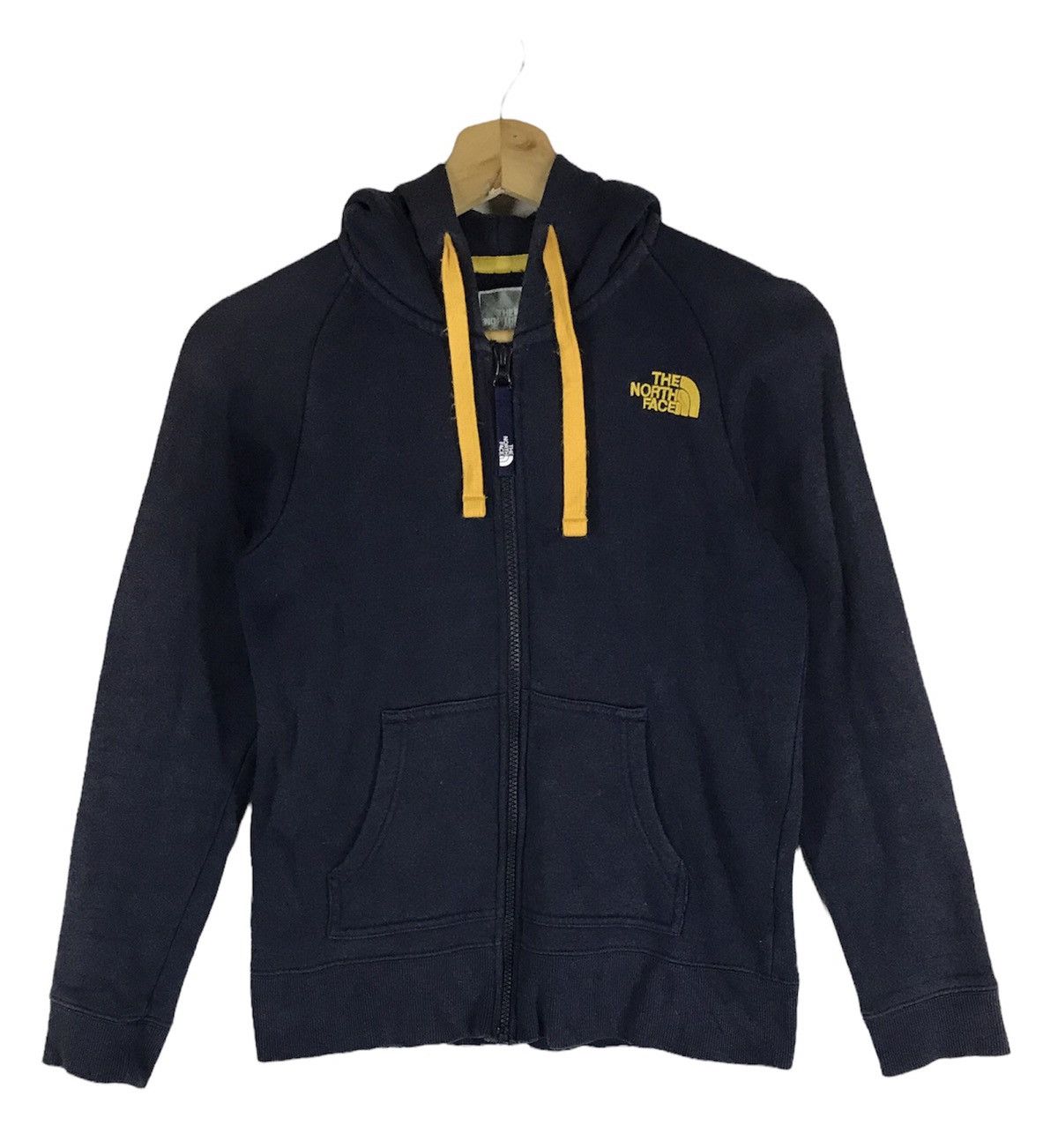 The North Face Vintage The North Face Crop Hoodies Size M / US 6-8 / IT 42-44 - 1 Thumbnail