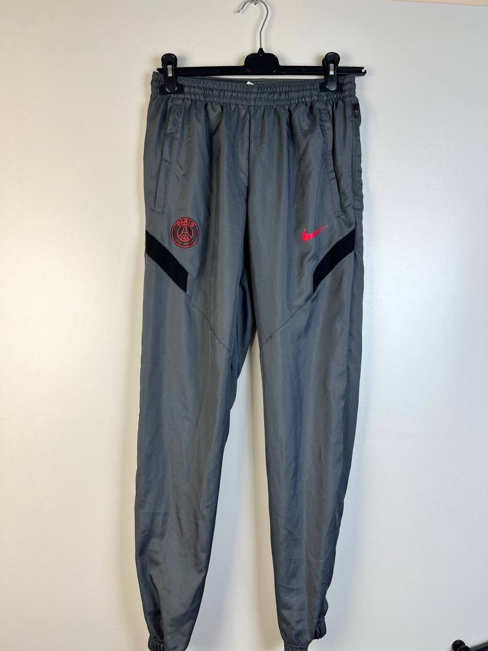 【USED】 PSG jordan NIKE pants gray S Nike Jordan Paris Saint-Germain PSG Woven Cargo Pant Men XS Size