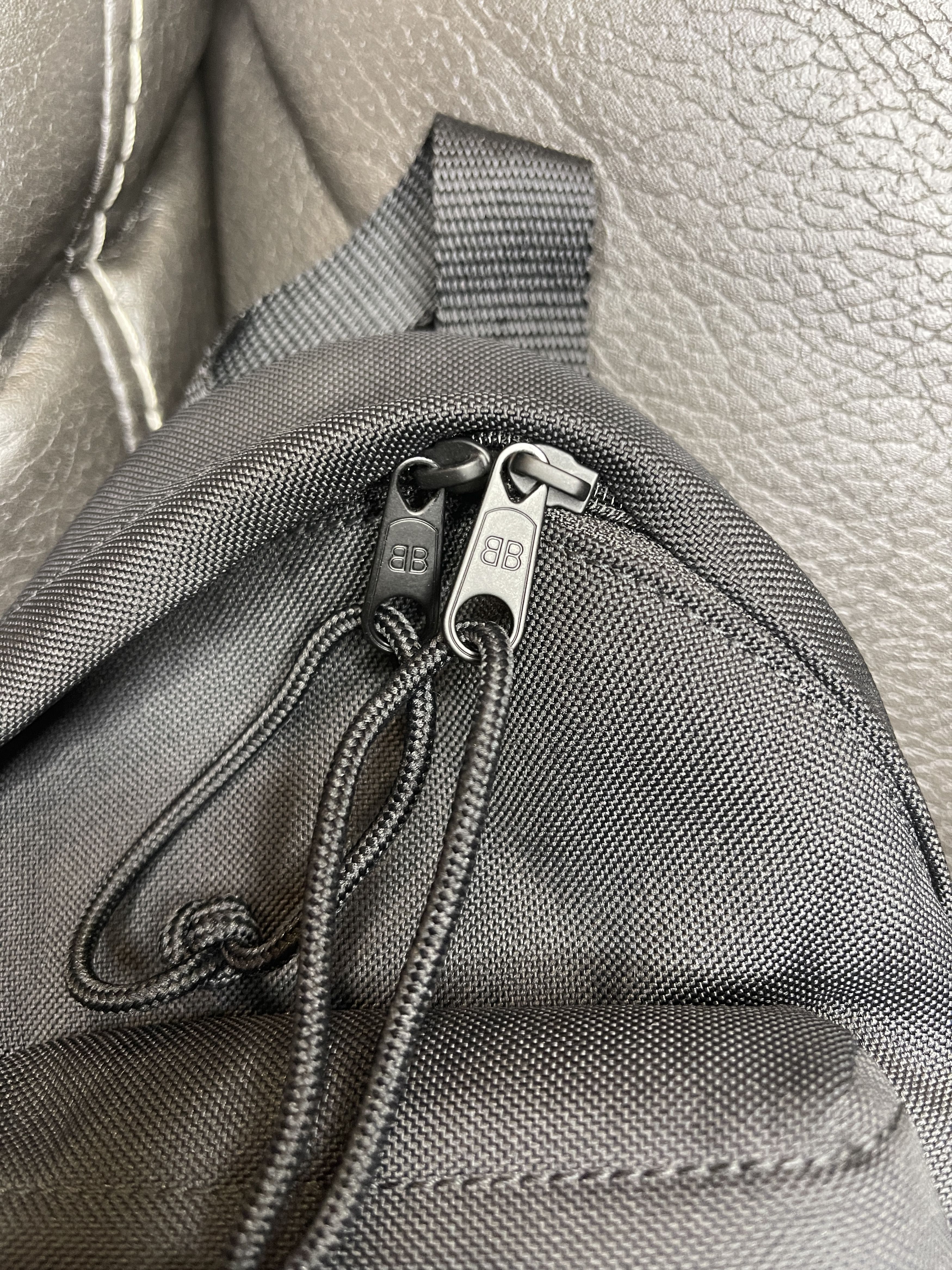 Balenciaga Balenciaga Mini Crossbody or Belt Bag Backpack - Size ONE SIZE - 5 Thumbnail