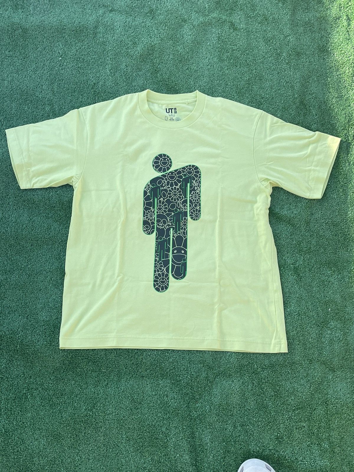 Uniqlo Billie Eilish Flower Skulls Logo T-Shirt Size US S / EU 44-46 / 1 - 1 Thumbnail