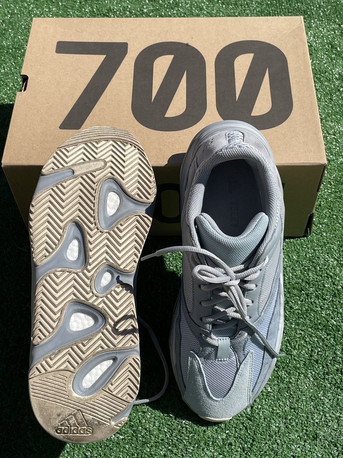 Adidas Yeezy Boost 700 Inertia 2019 Size US 12 / EU 45 - 3 Thumbnail