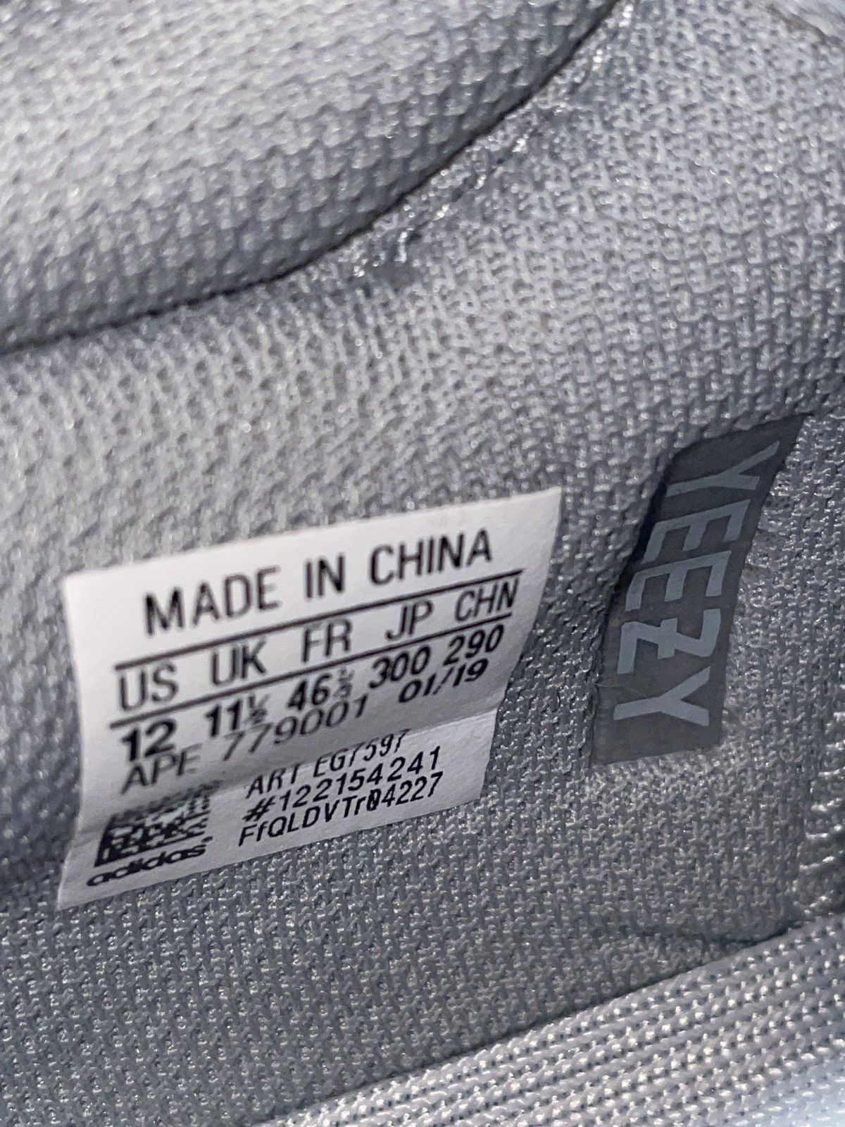 Adidas Yeezy Boost 700 Inertia 2019 Size US 12 / EU 45 - 6 Thumbnail