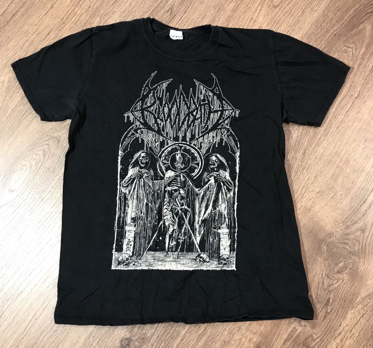 Band Tees The Arrow Of Satan Is Drawn t shirt Size US M / EU 48-50 / 2 - 1 Thumbnail