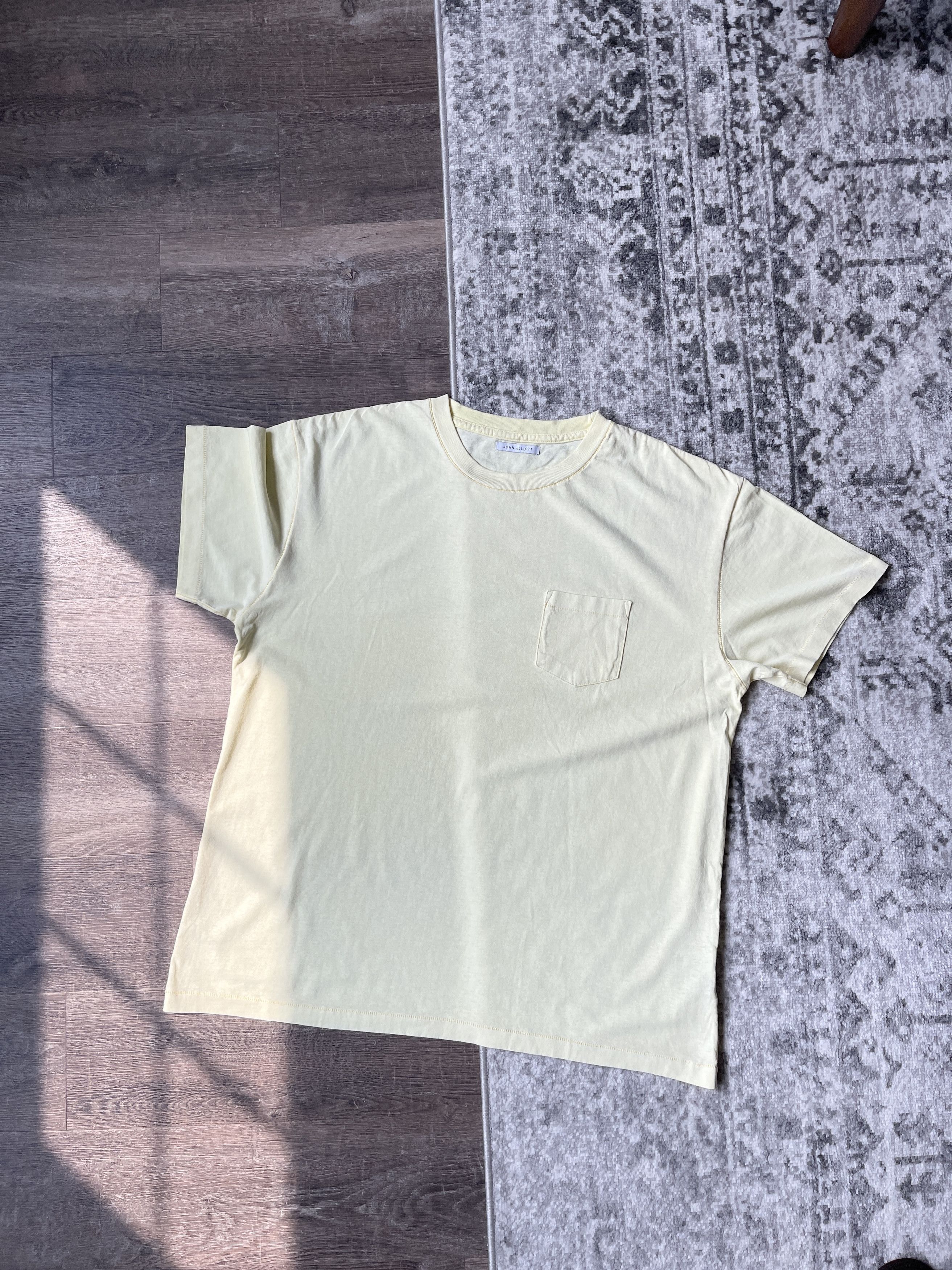 John Elliott John Elliott Lucky Pocket Tee Toxic 3/L | Grailed