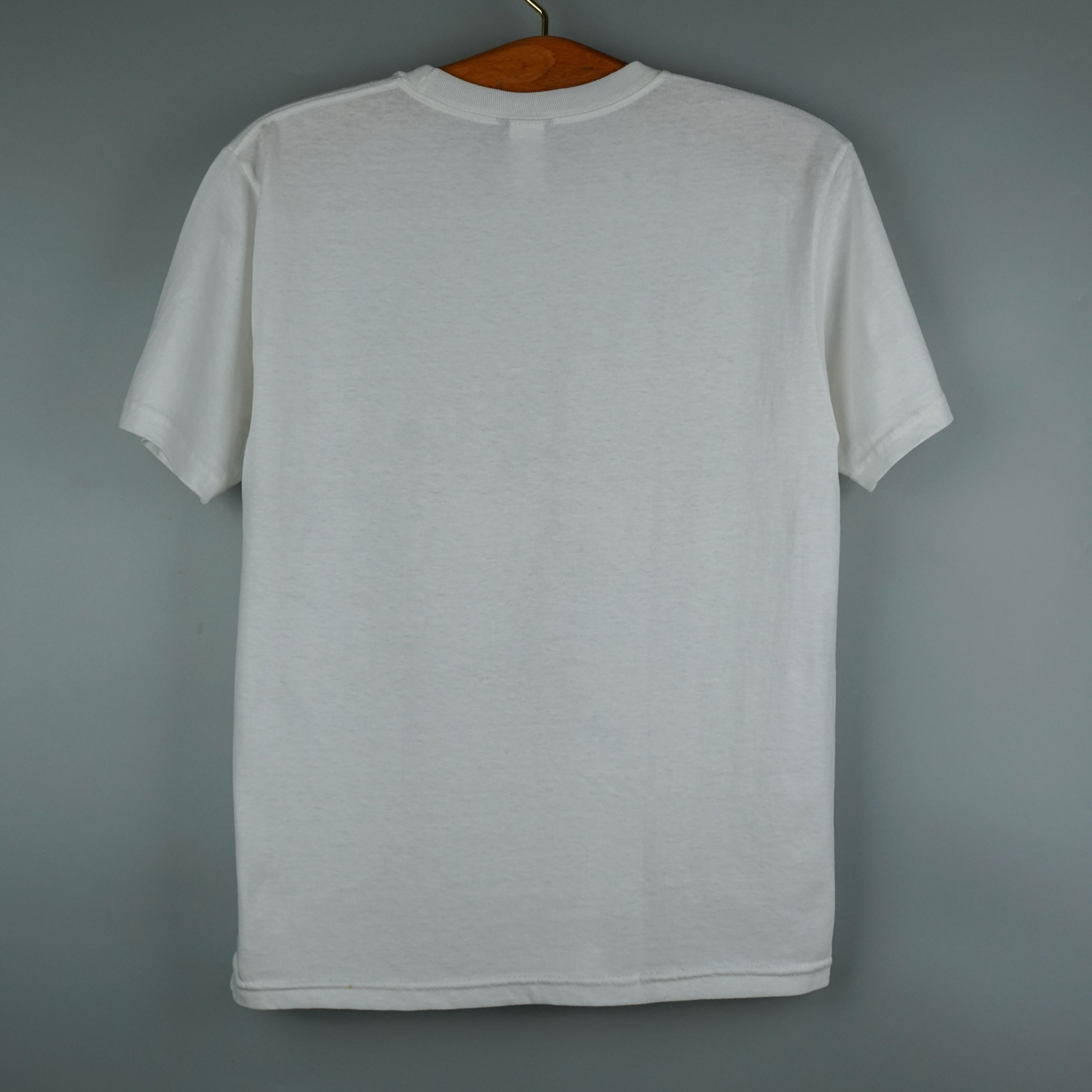 Vintage × WWE 2010s WWE Smack Down Raw t-shirt Size US S / EU 44-46 / 1 - 5 Thumbnail