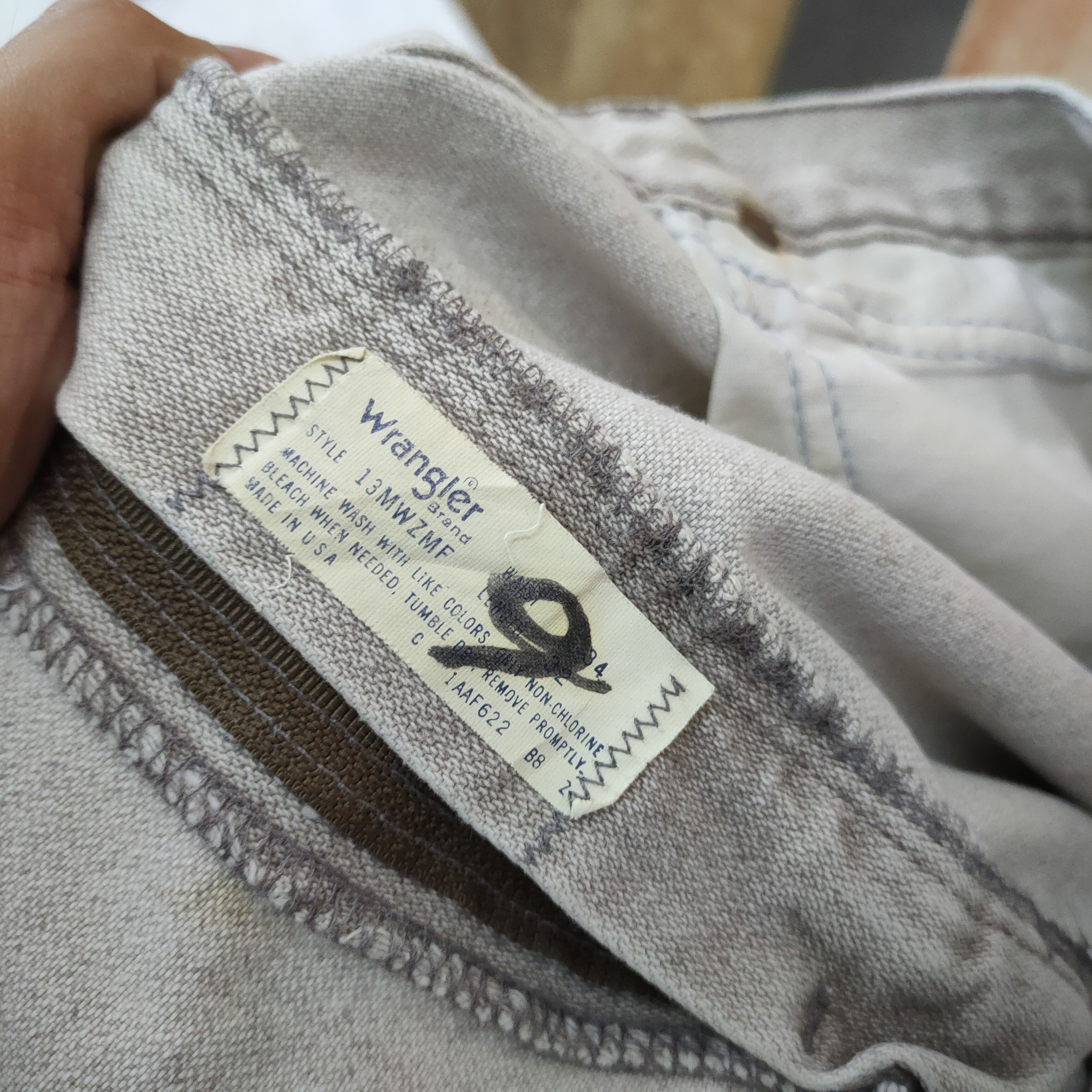 Wrangler WRANGLER USA FADED LIGHT GRAY JEANS PANTS Size US 34 / EU 50 - 11 Thumbnail