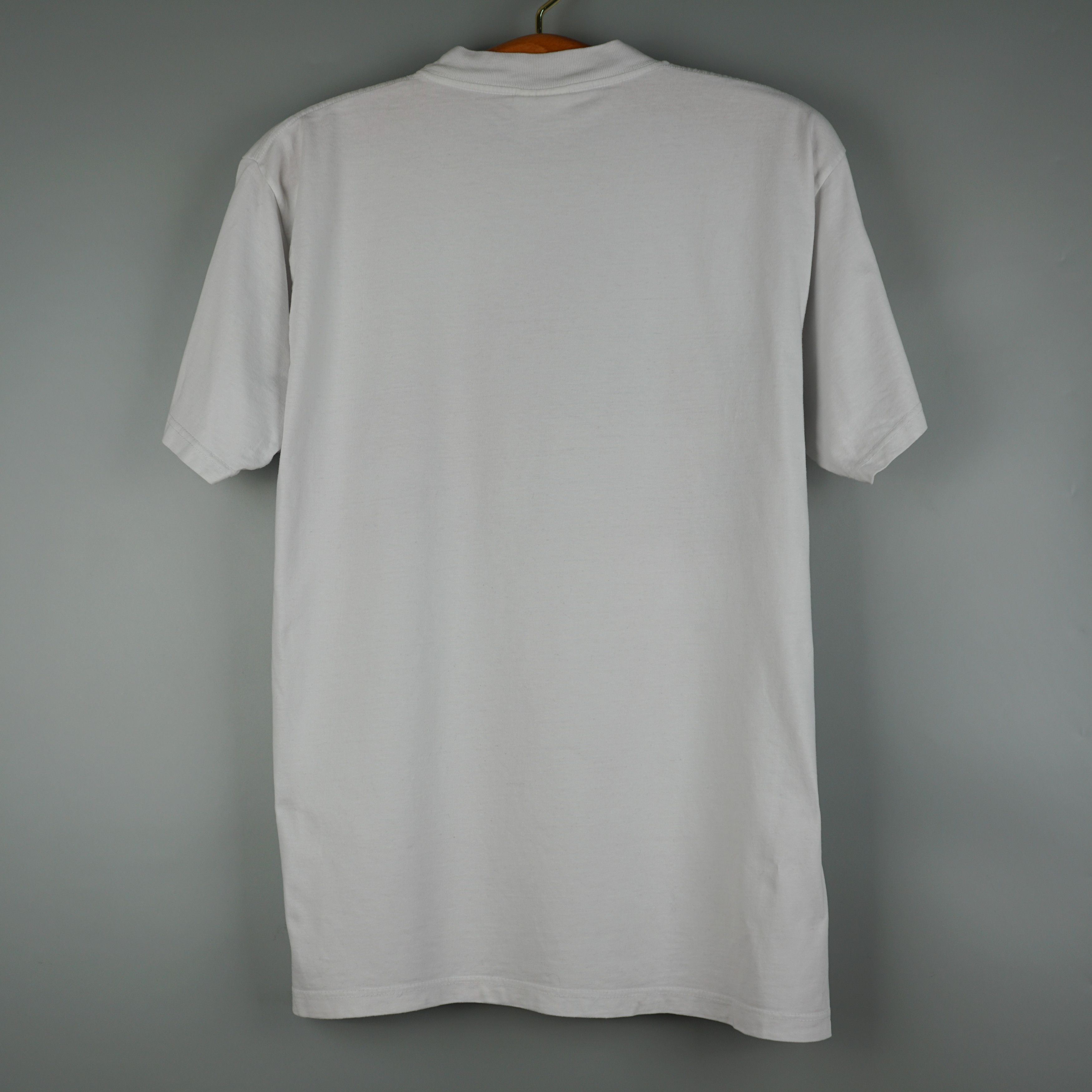 NBA × Nutmeg × Vintage 1990s NBA LOGO t-shirt Size US M / EU 48-50 / 2 - 6 Thumbnail