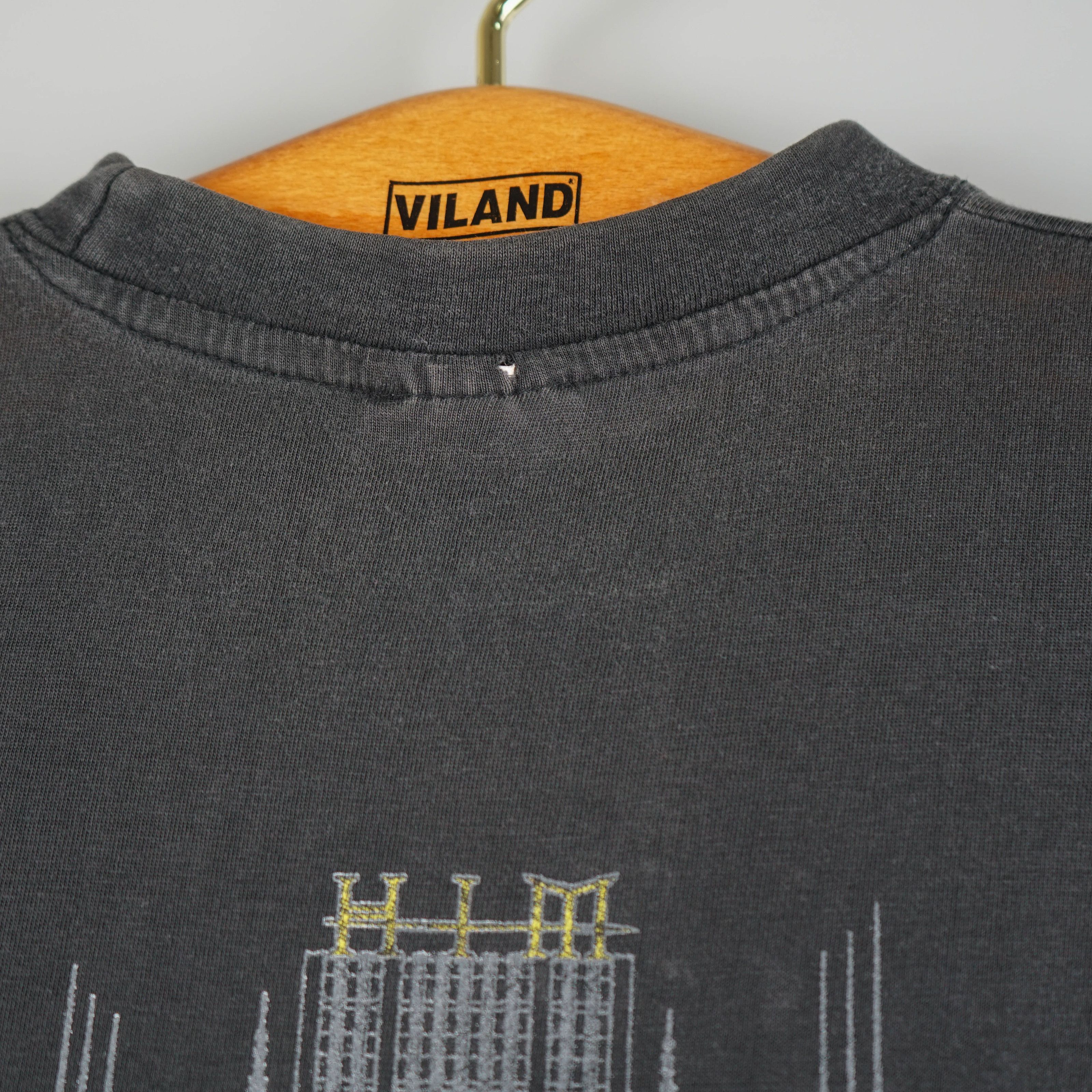 Band Tees × Vintage 2005 HIM band Dark Light t-shirt Size US M / EU 48-50 / 2 - 10 Thumbnail