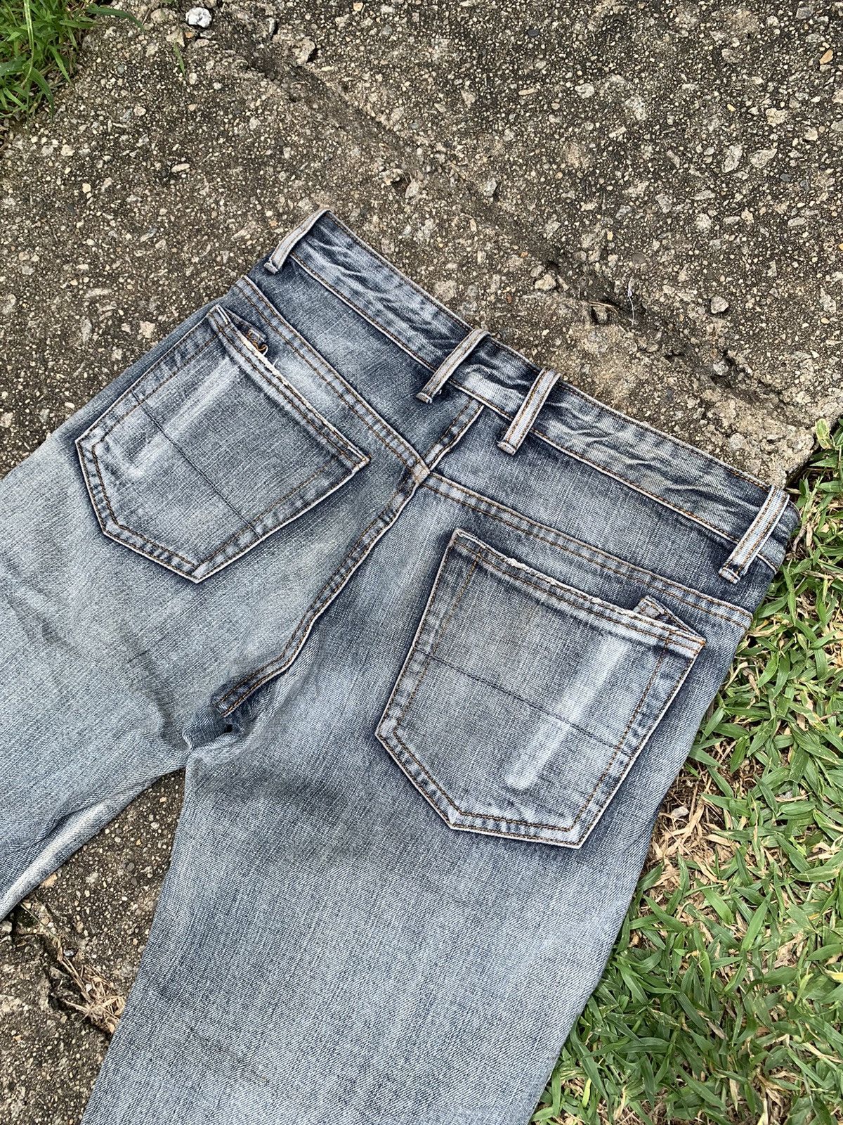 Japanese Brand 🔥STEALS🔥 semantic design distressed denim short pants Size US 32 / EU 48 - 8 Thumbnail