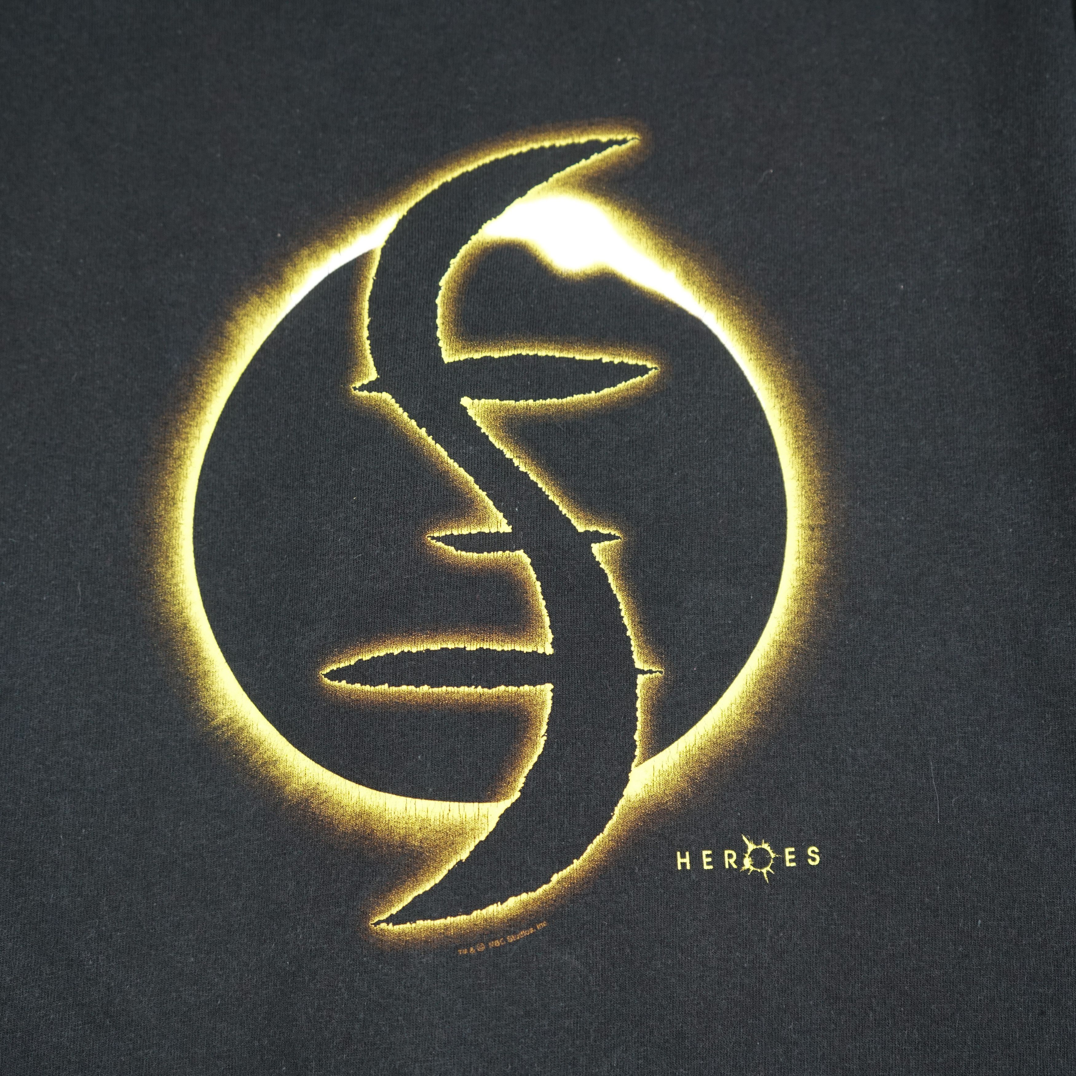 Vintage 2006 Heroes TV show t-shirt Size US M / EU 48-50 / 2 - 2 Thumbnail