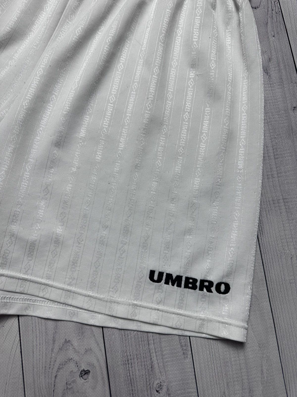 Umbro × Vintage Vintage Umbro monogram shorts size L Size US 34 / EU 50 - 2 Thumbnail