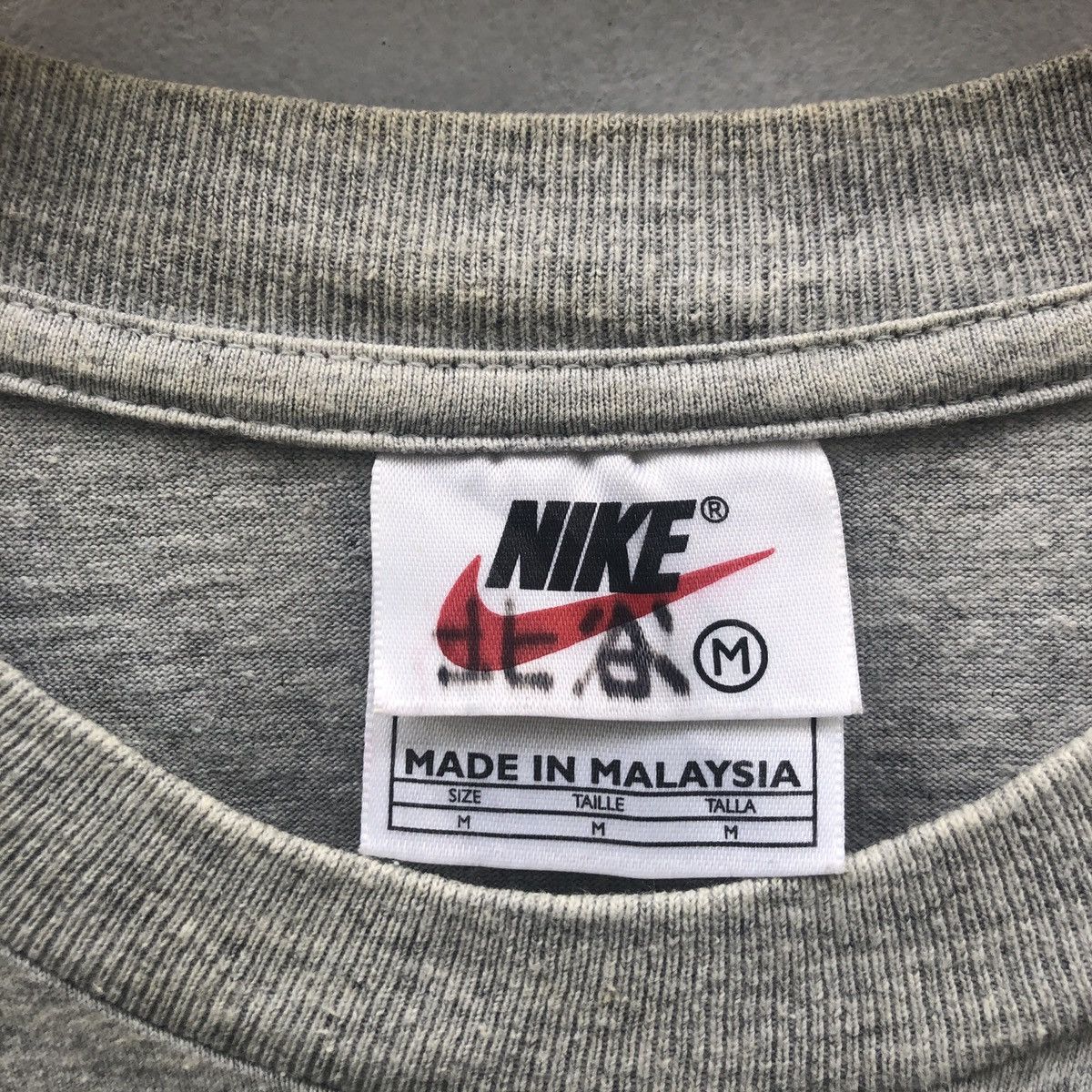 Nike × Vintage RARE vintage nike penny hardway Tshirt Size US M / EU 48-50 / 2 - 5 Thumbnail