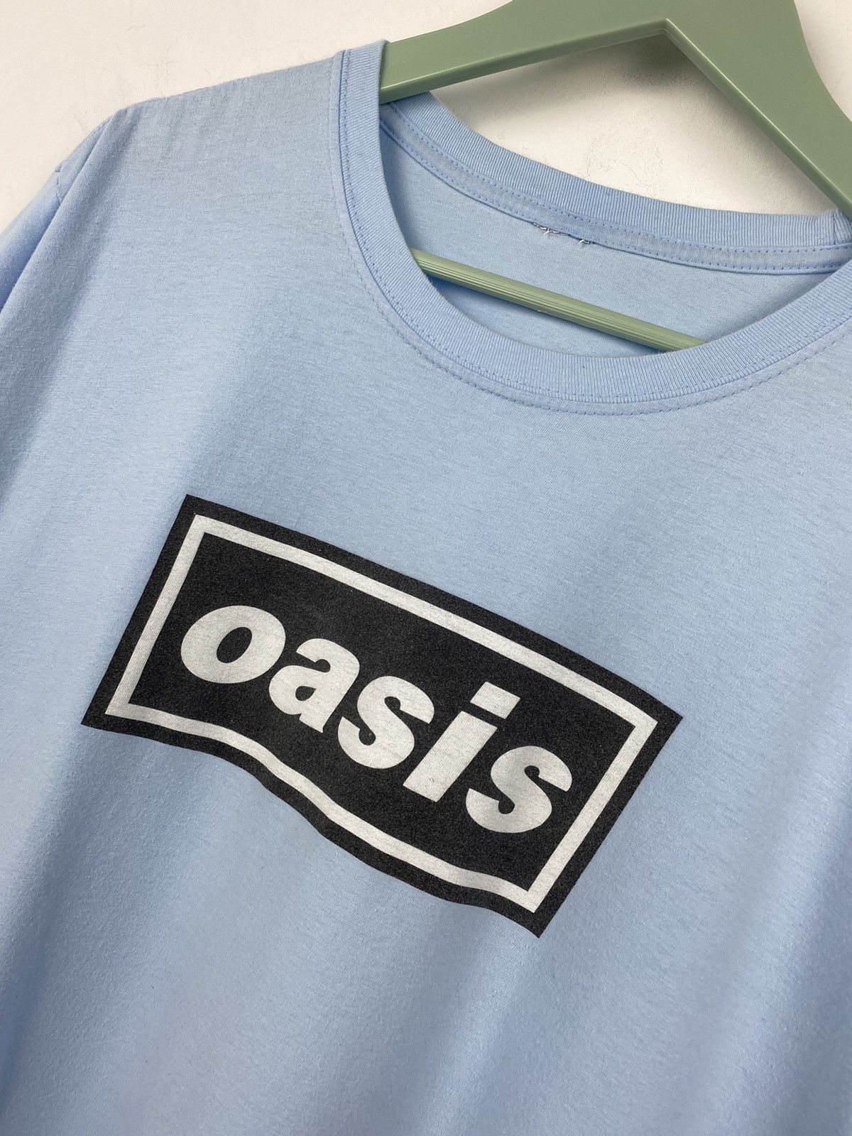 Band Tees Y2K Oasis T Shirt Tee Blink 182 Blur Radiohead Size US L / EU 52-54 / 3 - 2 Thumbnail
