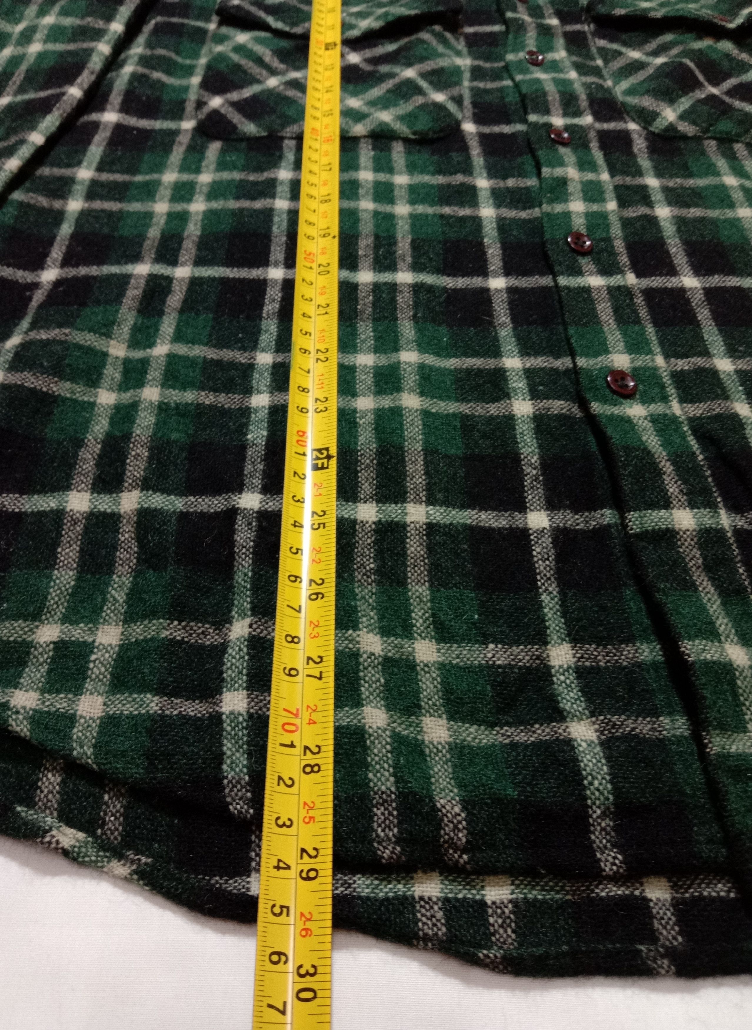 Flannel Wrangler Check Plaid Shirt Long Sleeve Green Color Size US L / EU 52-54 / 3 - 7 Thumbnail