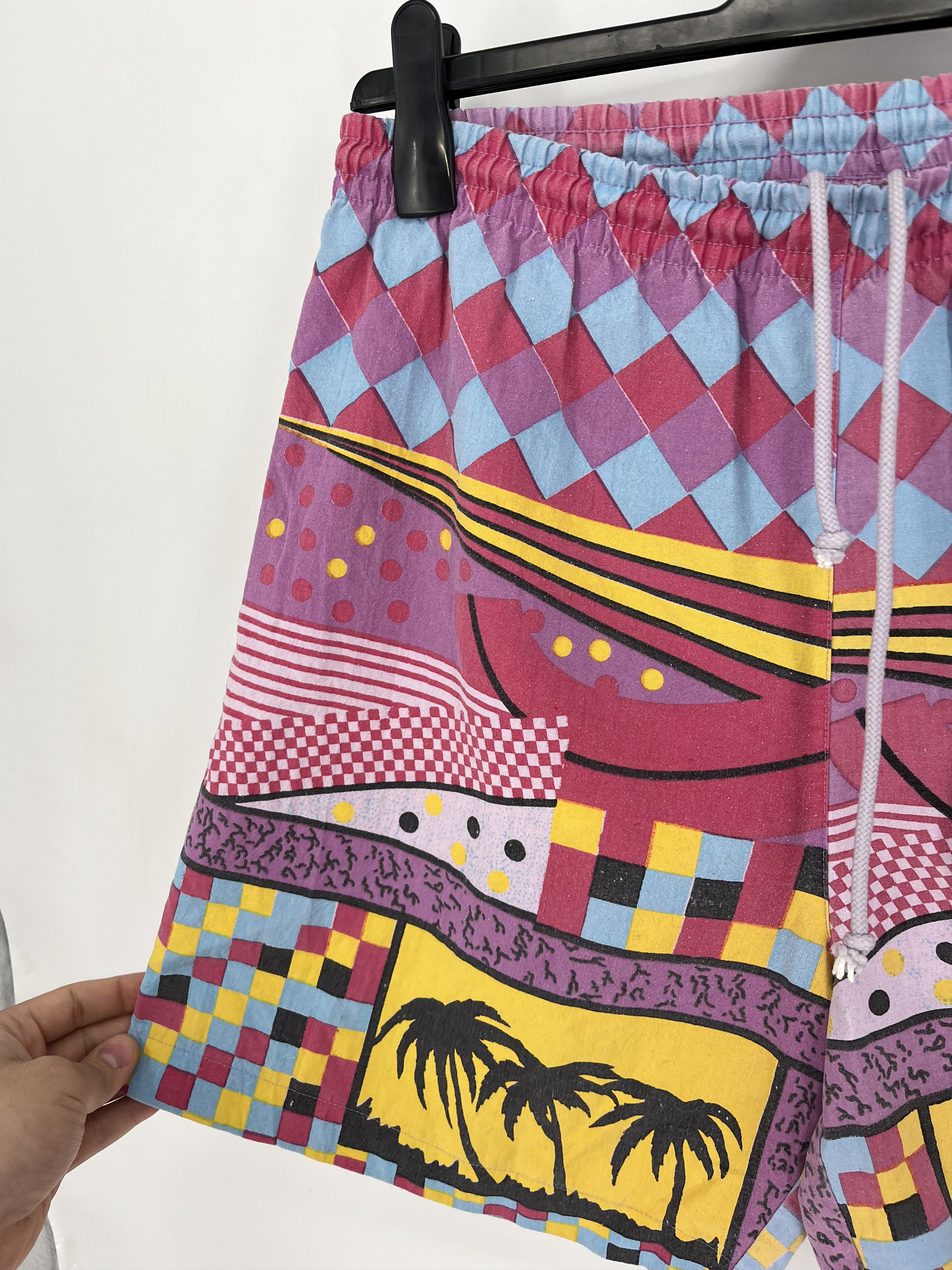 Vintage Vintage Y2K Art Streetwear Hawaiian Shorts Fashion Grailed Size US 34 / EU 50 - 6 Thumbnail