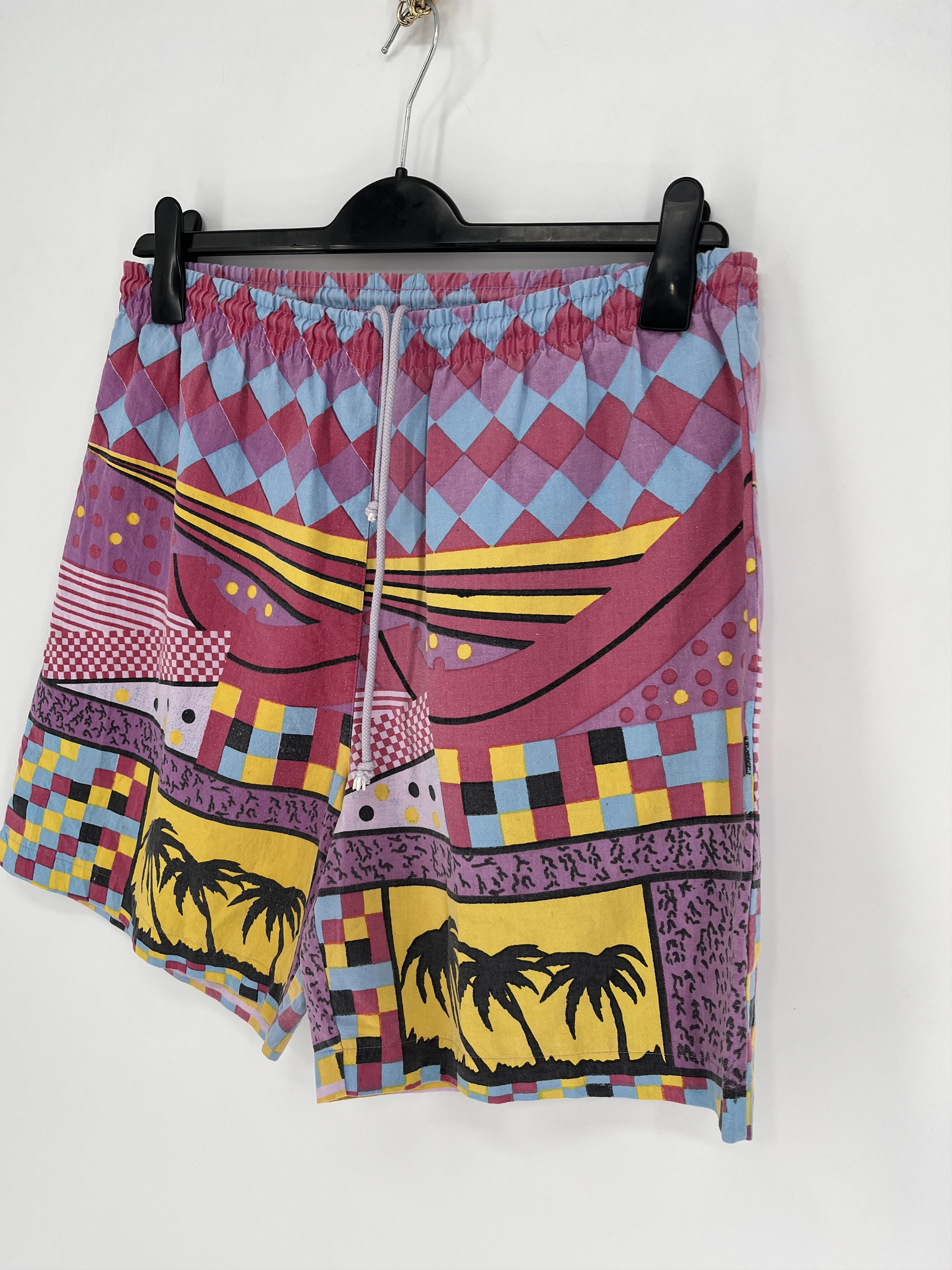 Vintage Vintage Y2K Art Streetwear Hawaiian Shorts Fashion Grailed Size US 34 / EU 50 - 3 Thumbnail