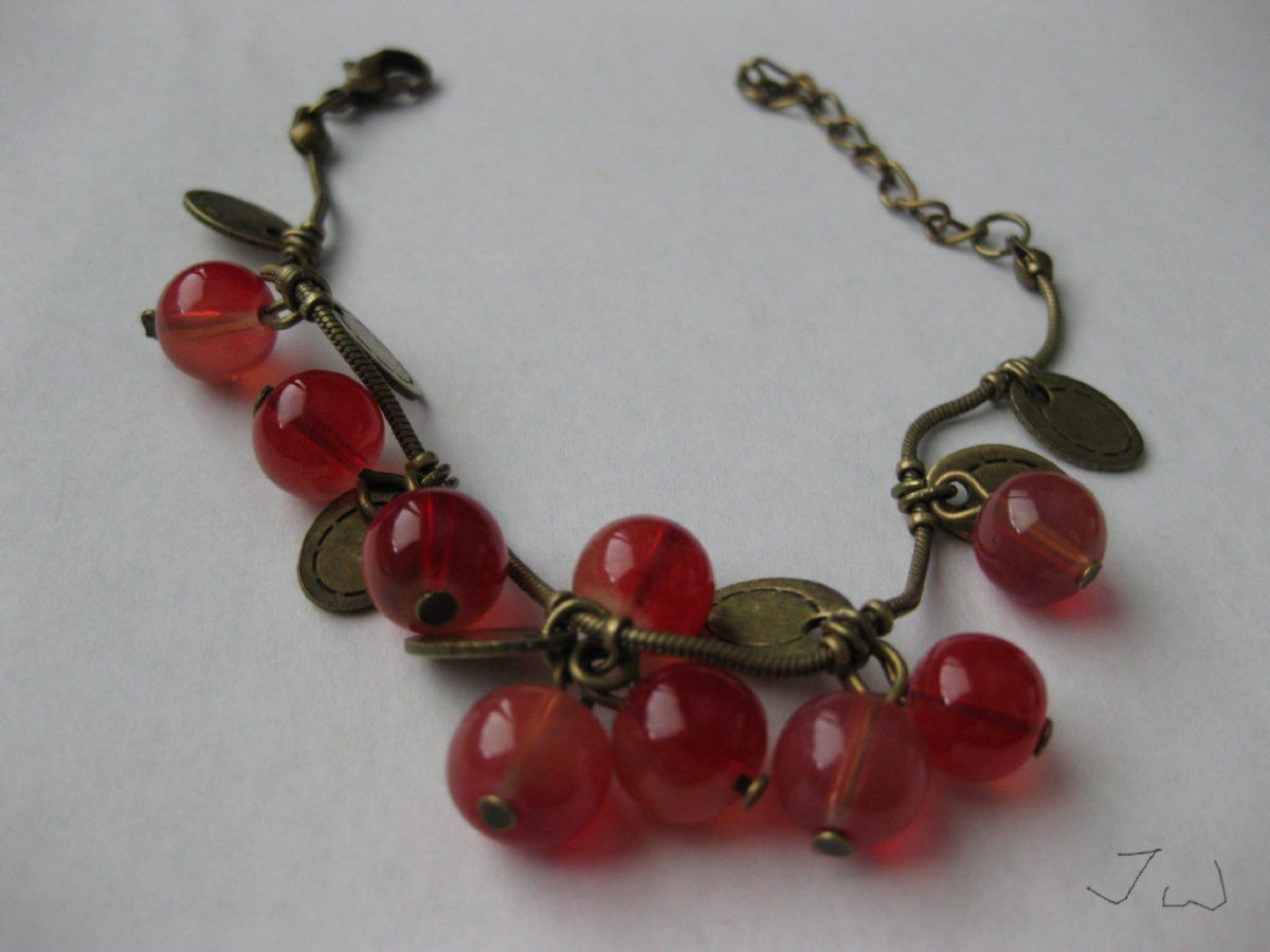 Jewelry Red Sweet Cherry Crystal Beads Bracelet Size ONE SIZE - 2 Thumbnail