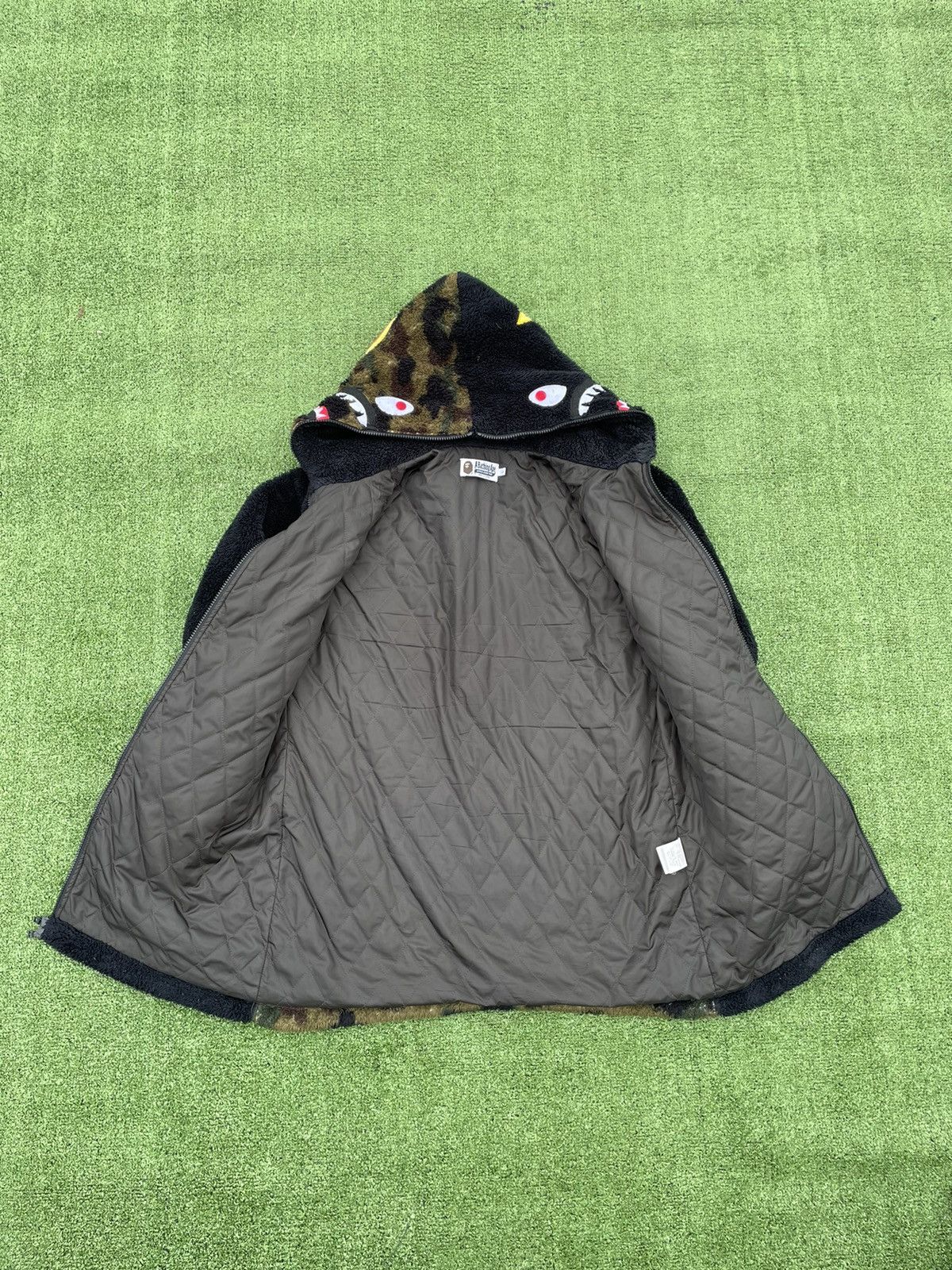 Bape Bape 1st Camo Boa Shark Full Zip Jacket Size US L / EU 52-54 / 3 - 9 Thumbnail