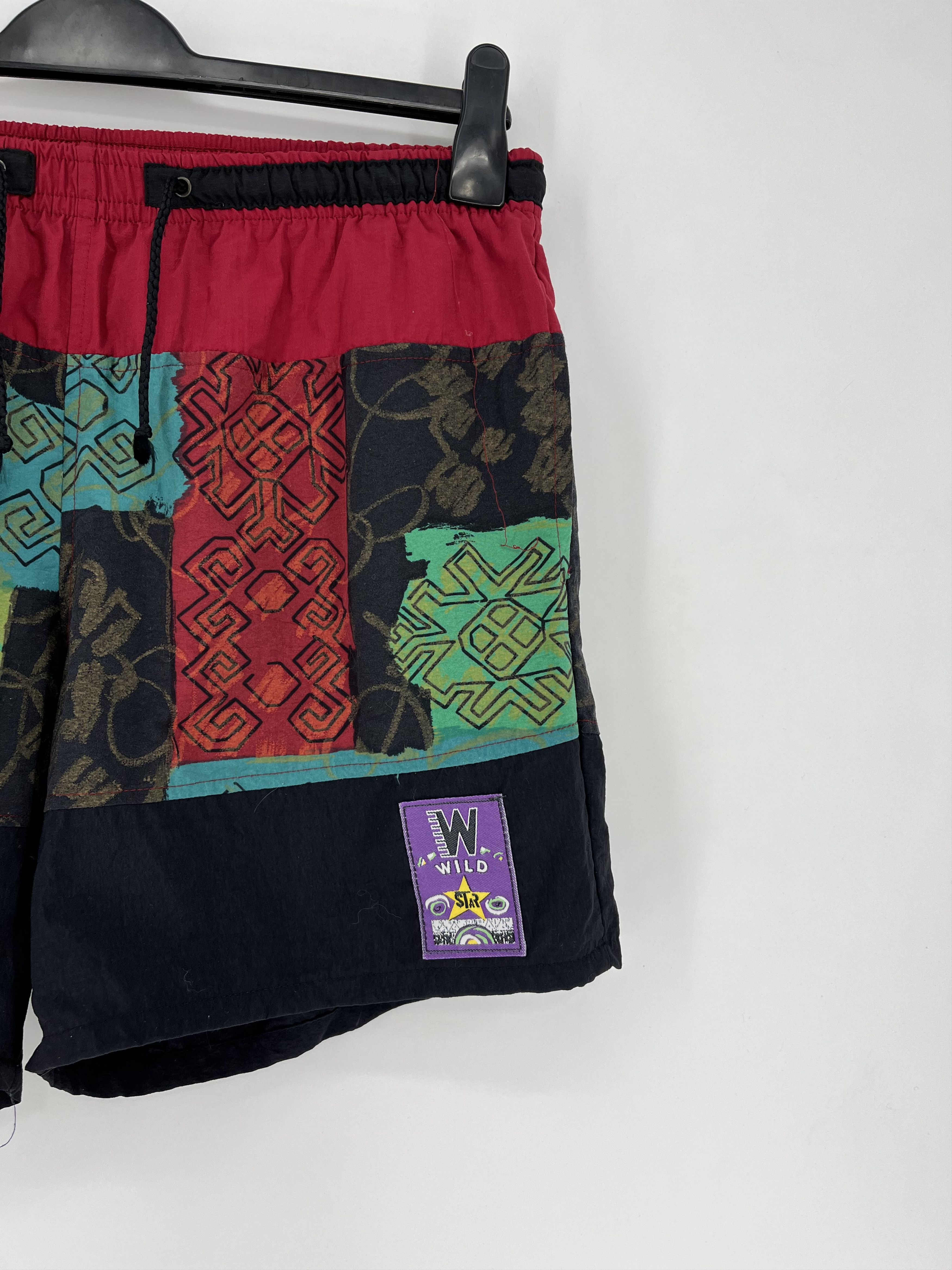 Vintage Vintage Y2K Art Streetwear Hawaiian Shorts Fashion Grailed Size US 32 / EU 48 - 4 Thumbnail