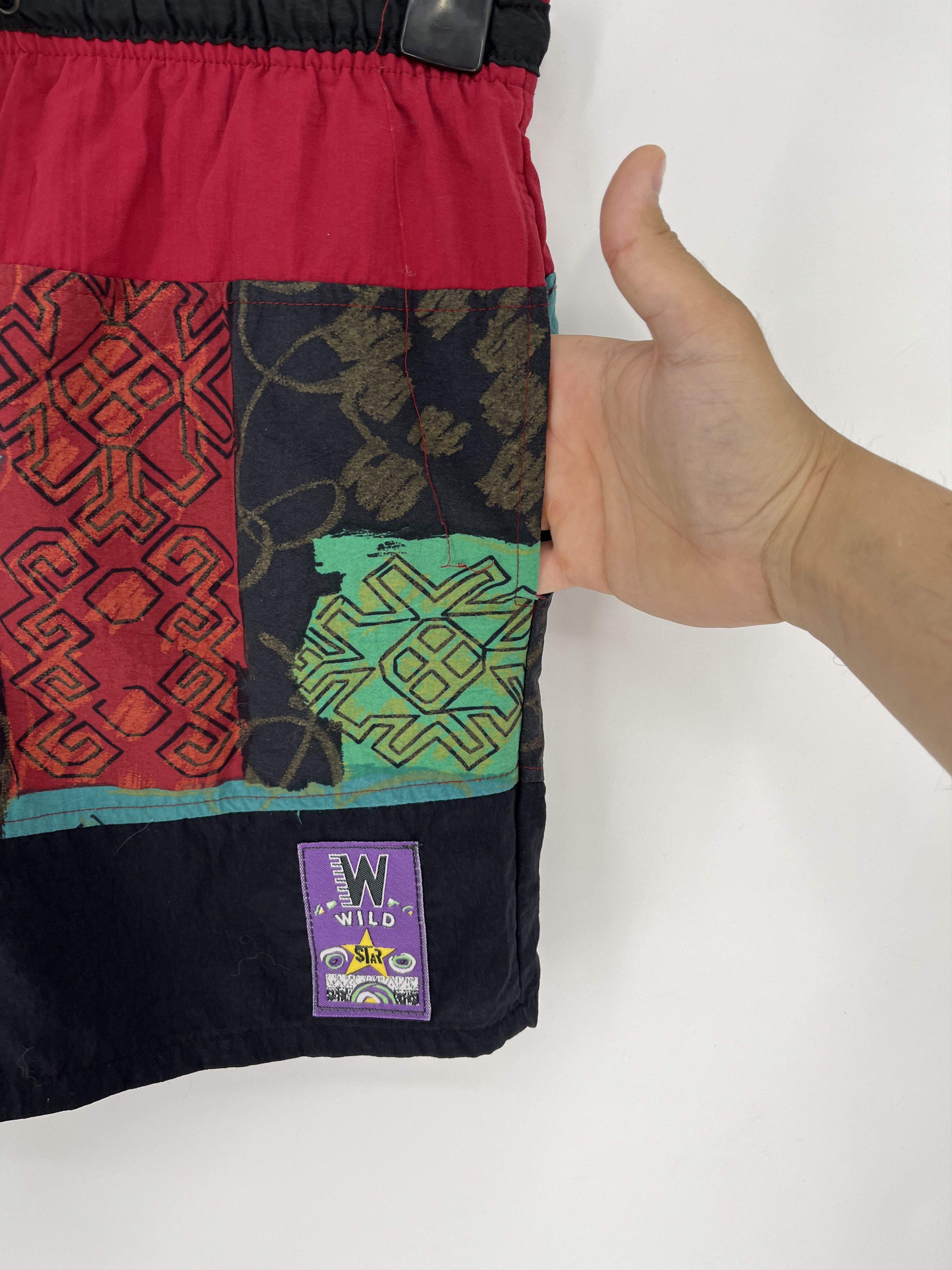 Vintage Vintage Y2K Art Streetwear Hawaiian Shorts Fashion Grailed Size US 32 / EU 48 - 7 Thumbnail