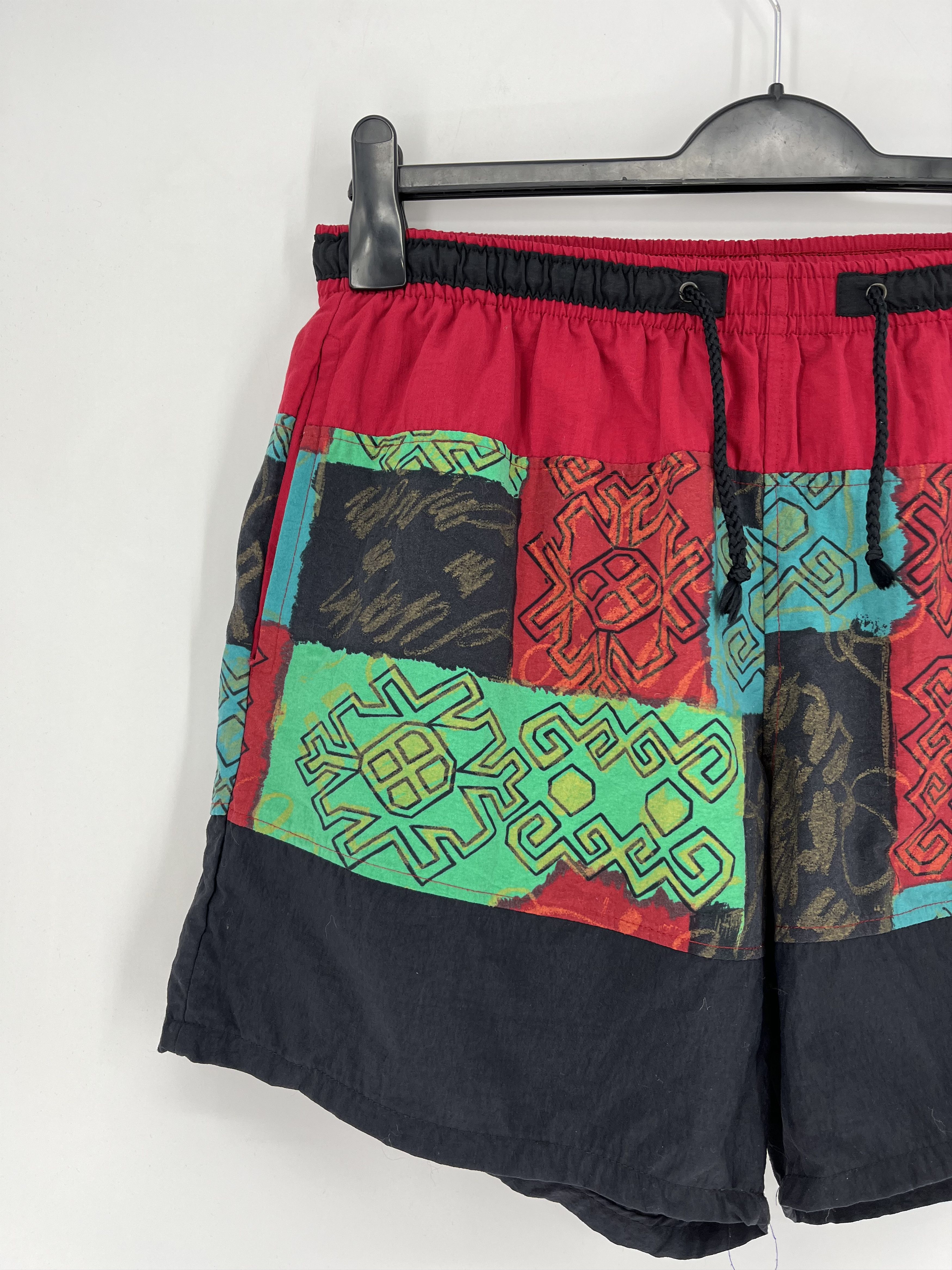 Vintage Vintage Y2K Art Streetwear Hawaiian Shorts Fashion Grailed Size US 32 / EU 48 - 5 Thumbnail