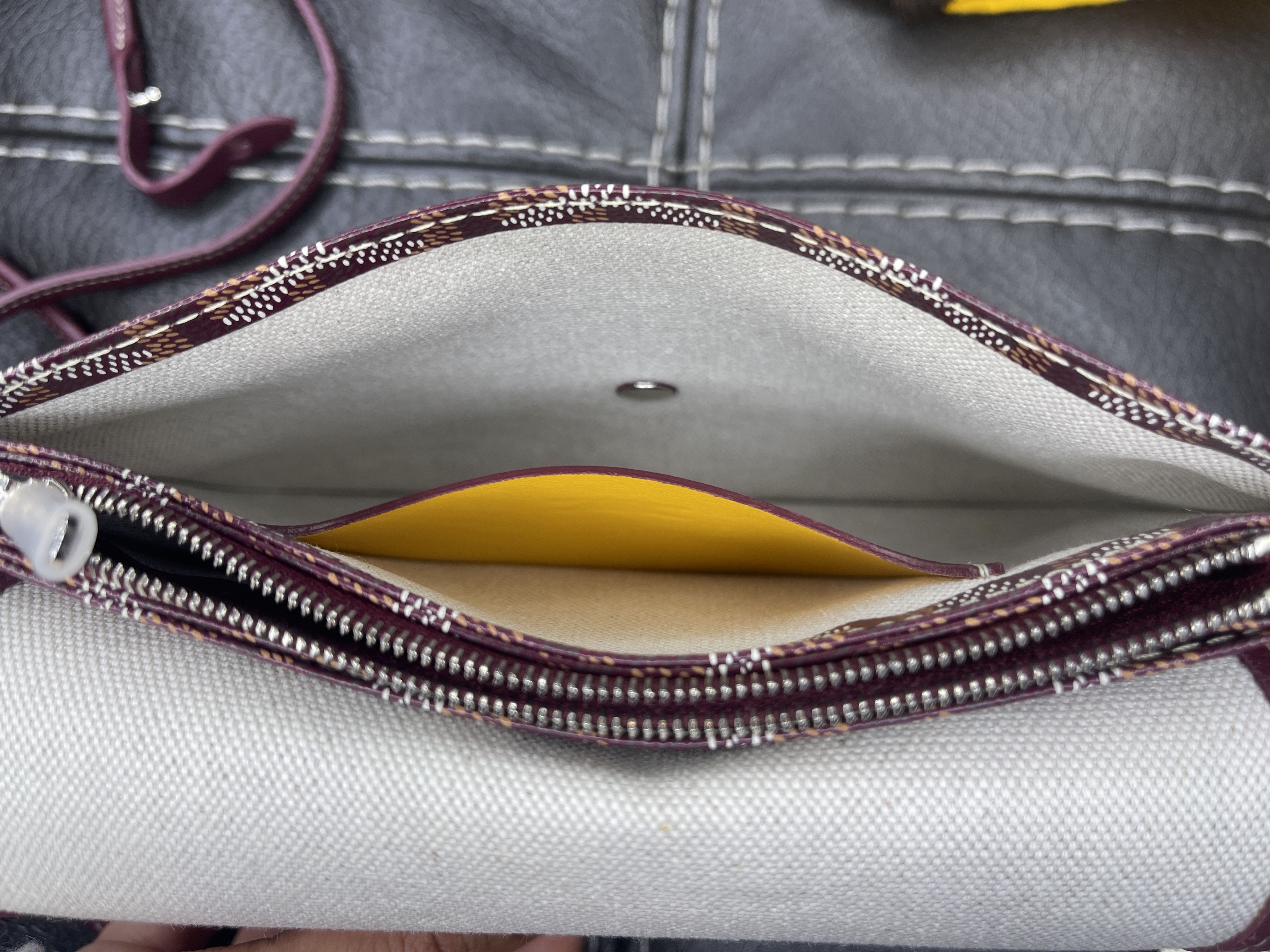 Goyard Goyard New w/Tags Plumet Crossbody Pocket Wallet Size ONE SIZE - 15 Thumbnail