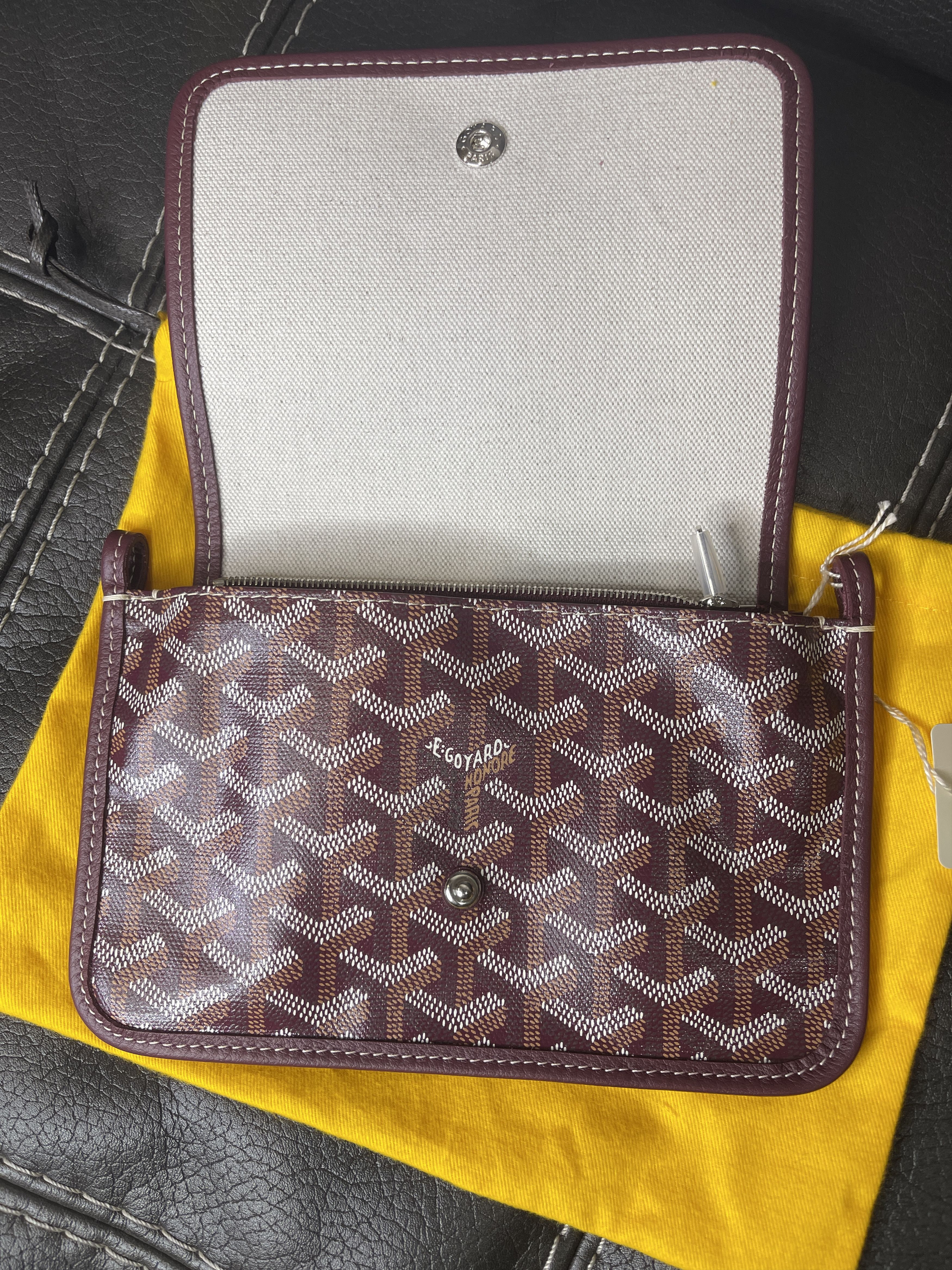 Goyard Goyard New w/Tags Plumet Crossbody Pocket Wallet Size ONE SIZE - 3 Thumbnail