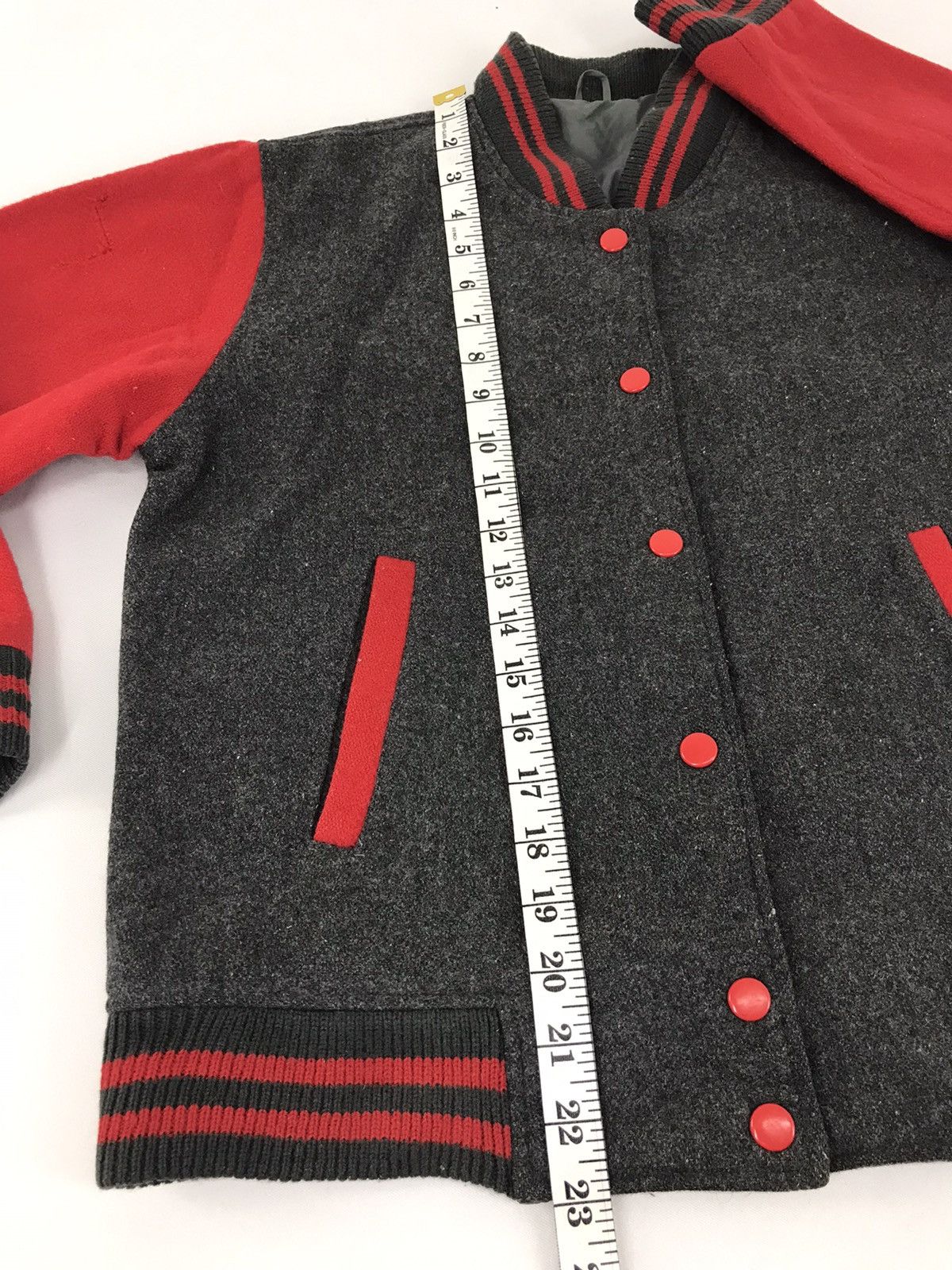 Vintage Vintage 90s Simple Varsity Jacket Wool With Quilted Inner Size US XS / EU 42 / 0 - 8 Thumbnail
