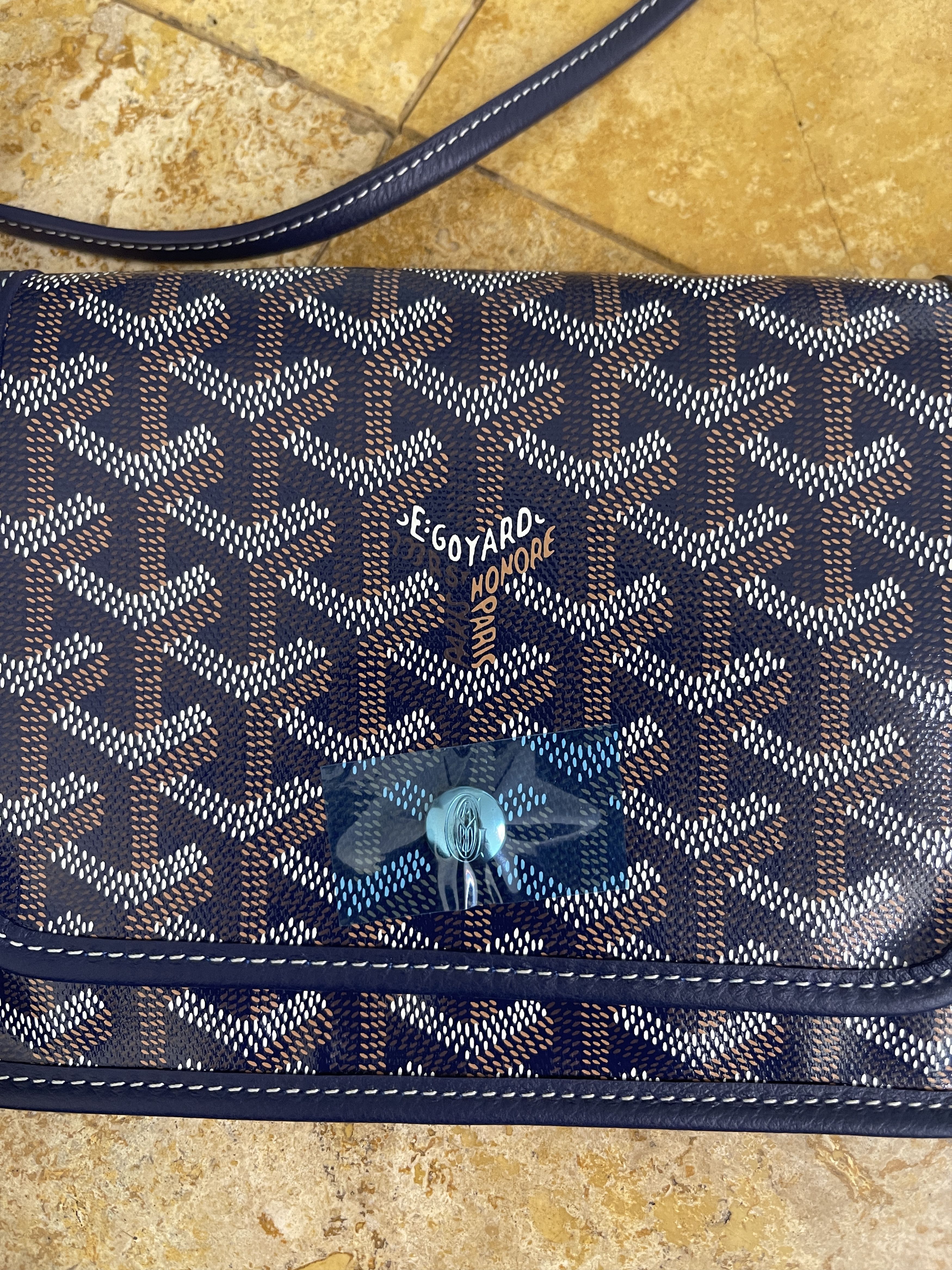 Goyard Goyard New w/Tags Plumet Crossbody Pocket Wallet Size ONE SIZE - 4 Thumbnail