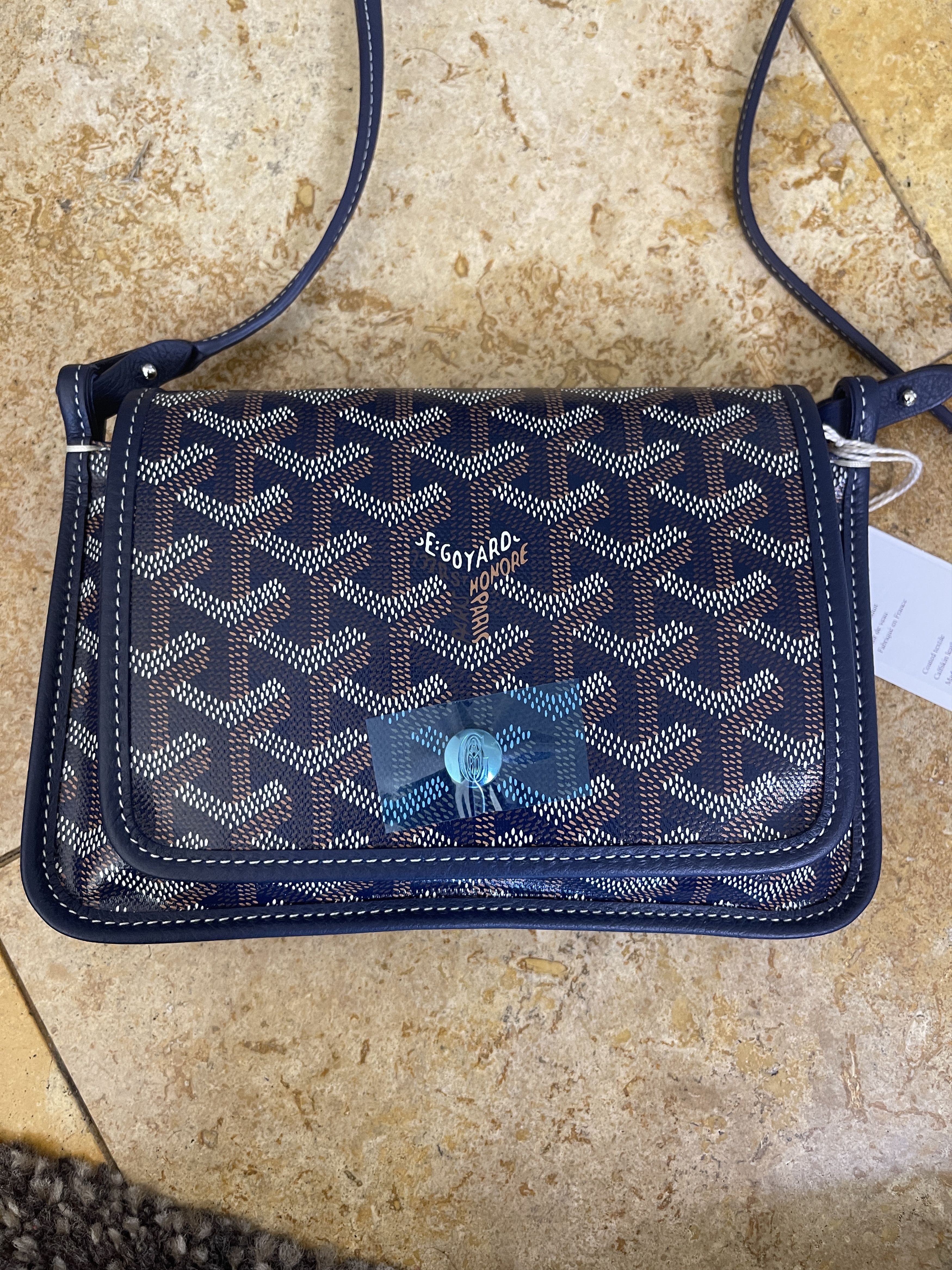 Goyard Goyard New w/Tags Plumet Crossbody Pocket Wallet Size ONE SIZE - 2 Thumbnail