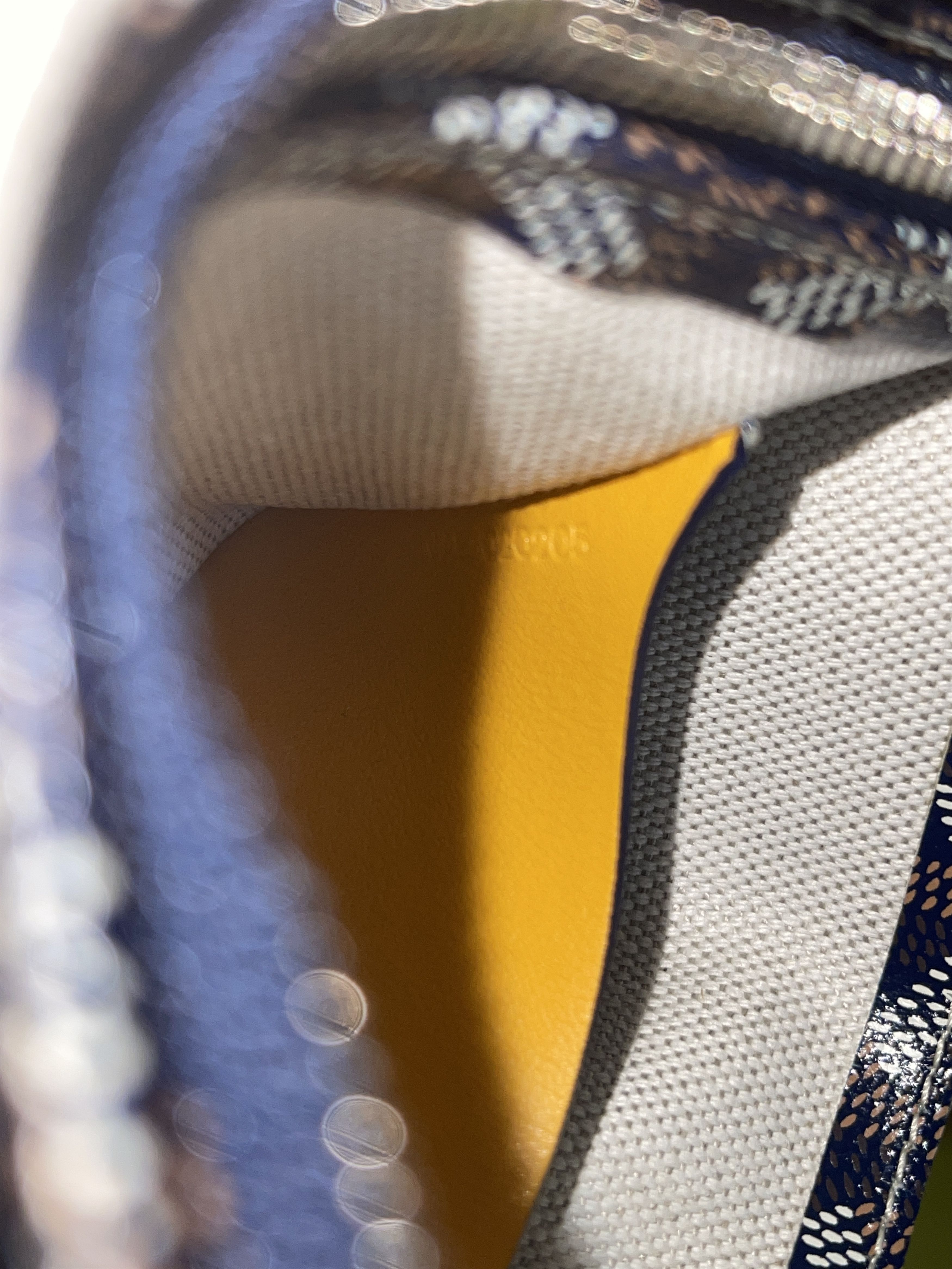 Goyard Goyard New w/Tags Plumet Crossbody Pocket Wallet Size ONE SIZE - 13 Thumbnail