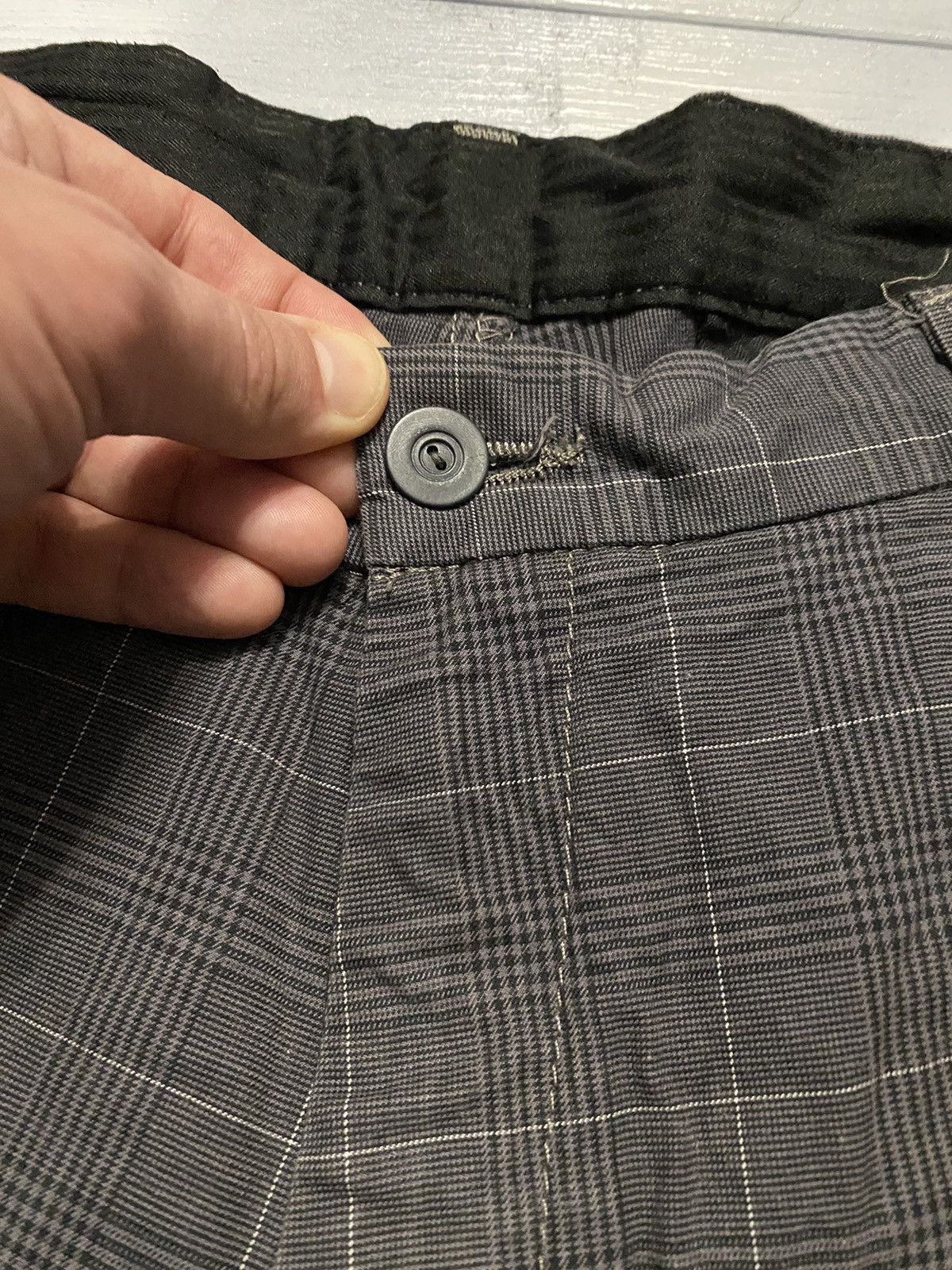 Carhartt Checkered shorts Carhartt Y2K style. Size US 32 / EU 48 - 6 Thumbnail