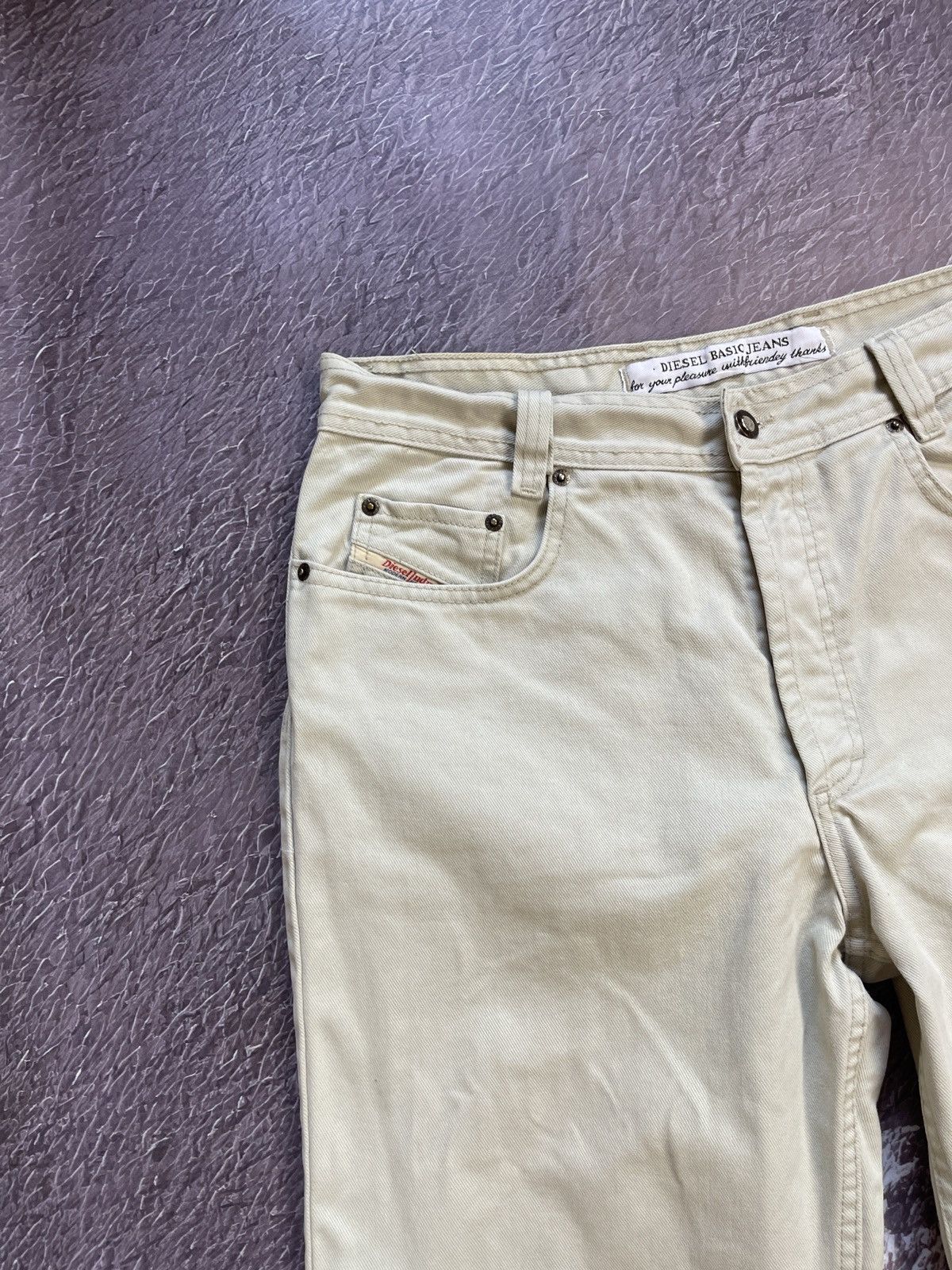 Diesel Diesel basic jeans vintage 90s beige mod snake denim jeans Size US 34 / EU 50 - 9 Thumbnail