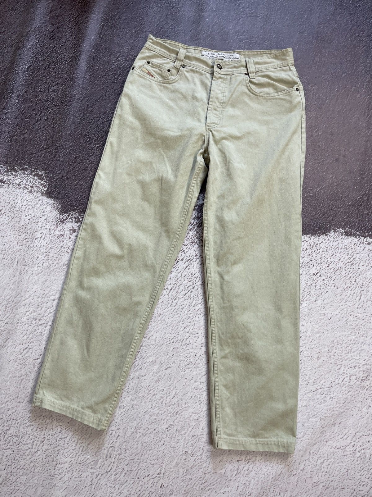 Diesel Diesel basic jeans vintage 90s beige mod snake denim jeans Size US 34 / EU 50 - 1 Thumbnail