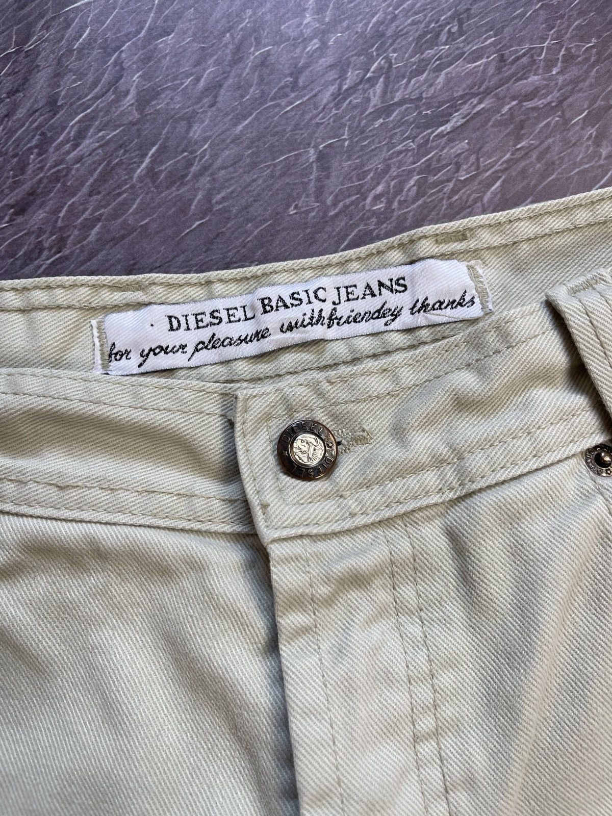 Diesel Diesel basic jeans vintage 90s beige mod snake denim jeans Size US 34 / EU 50 - 11 Thumbnail