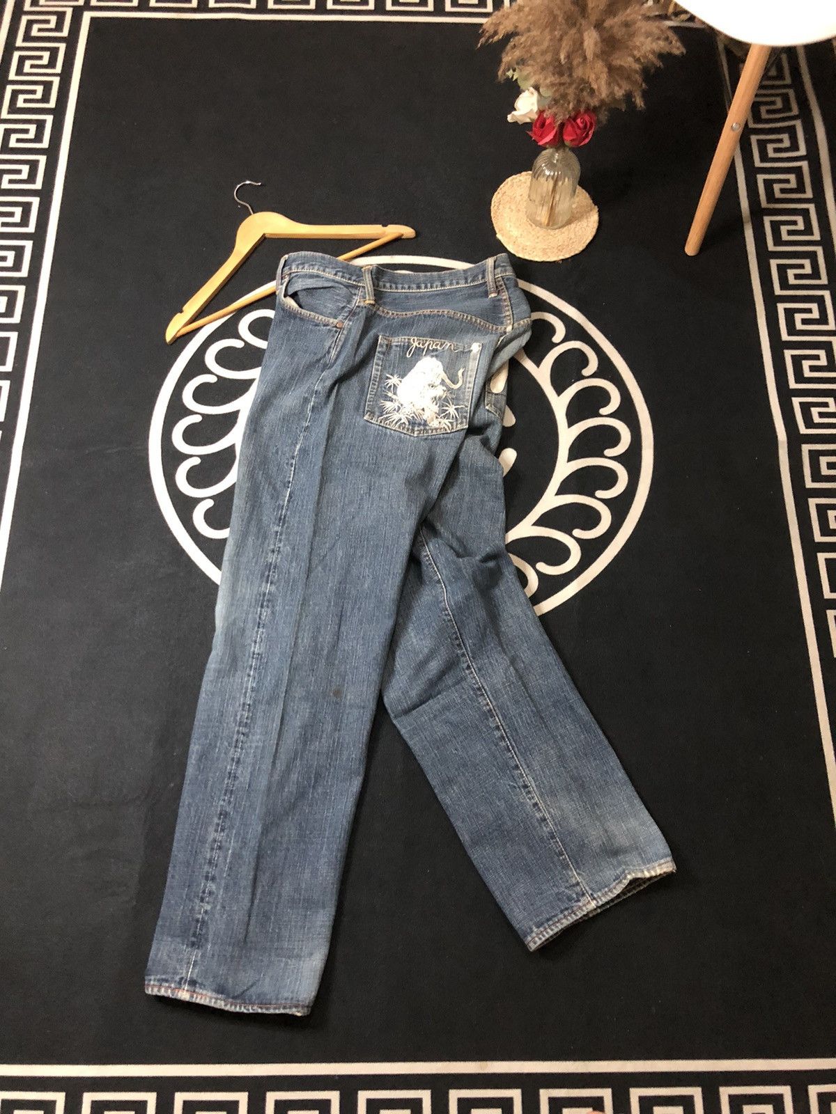 Evisu × Vintage VINTAGE EVISU SELVEDGE TIGER EMBROIDERY BACK POCKET DENIM Size US 35 - 8 Thumbnail