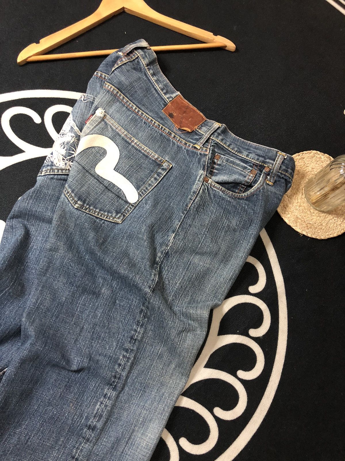 Evisu × Vintage VINTAGE EVISU SELVEDGE TIGER EMBROIDERY BACK POCKET DENIM Size US 35 - 7 Thumbnail