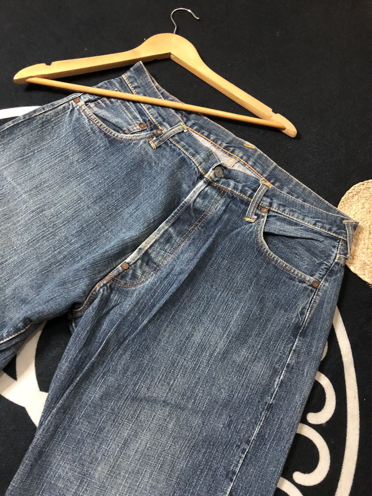 Evisu × Vintage VINTAGE EVISU SELVEDGE TIGER EMBROIDERY BACK POCKET DENIM Size US 35 - 12 Thumbnail