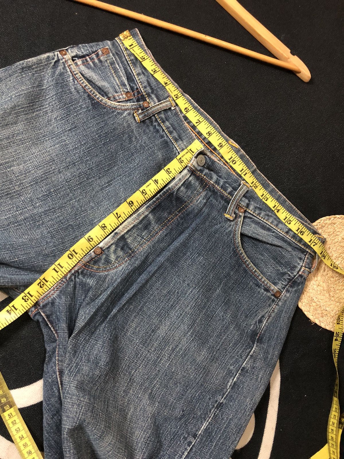 Evisu × Vintage VINTAGE EVISU SELVEDGE TIGER EMBROIDERY BACK POCKET DENIM Size US 35 - 18 Thumbnail